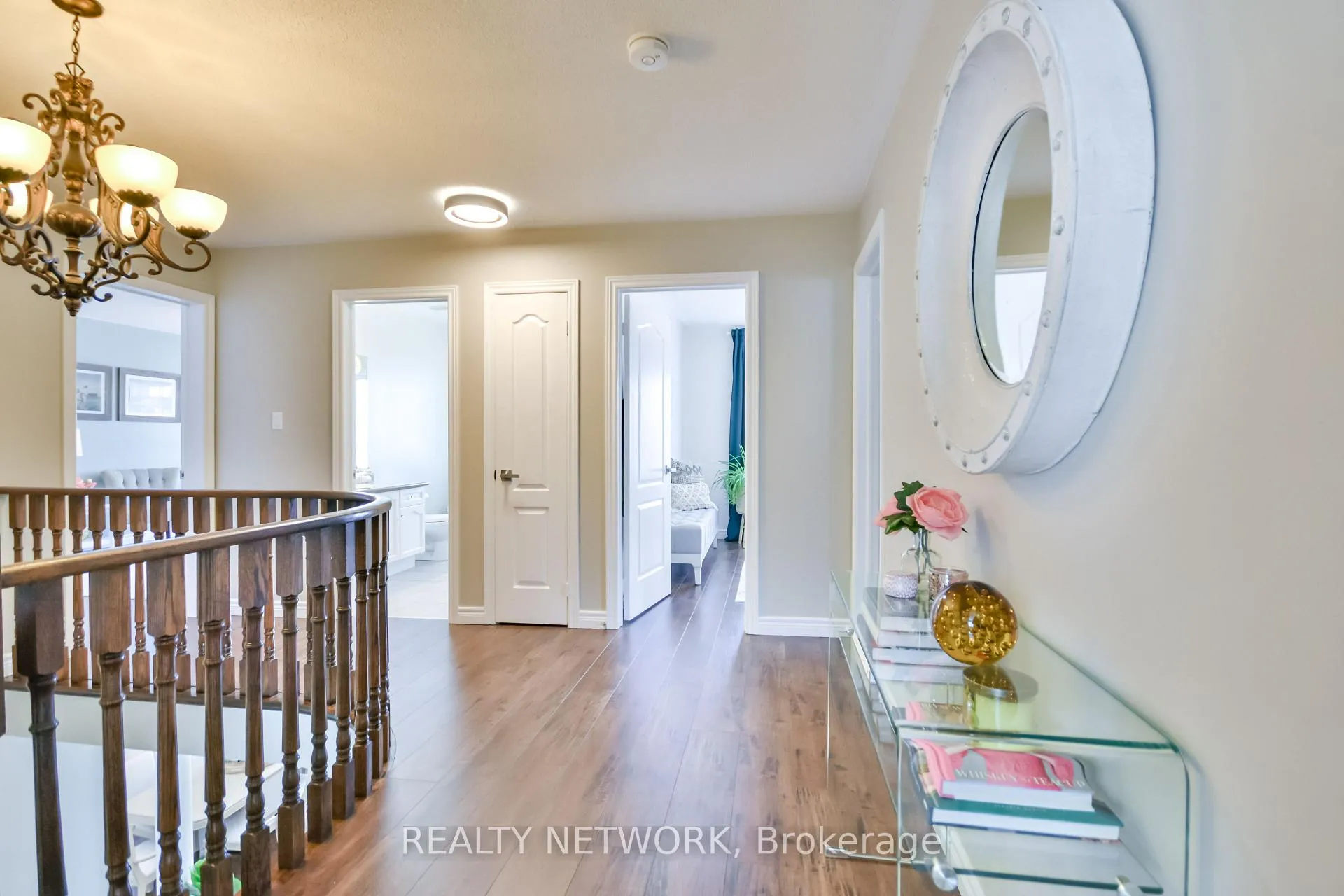 Photo 22 of 5 Camelot Square, Barrie, Innis-Shore — HOMEH