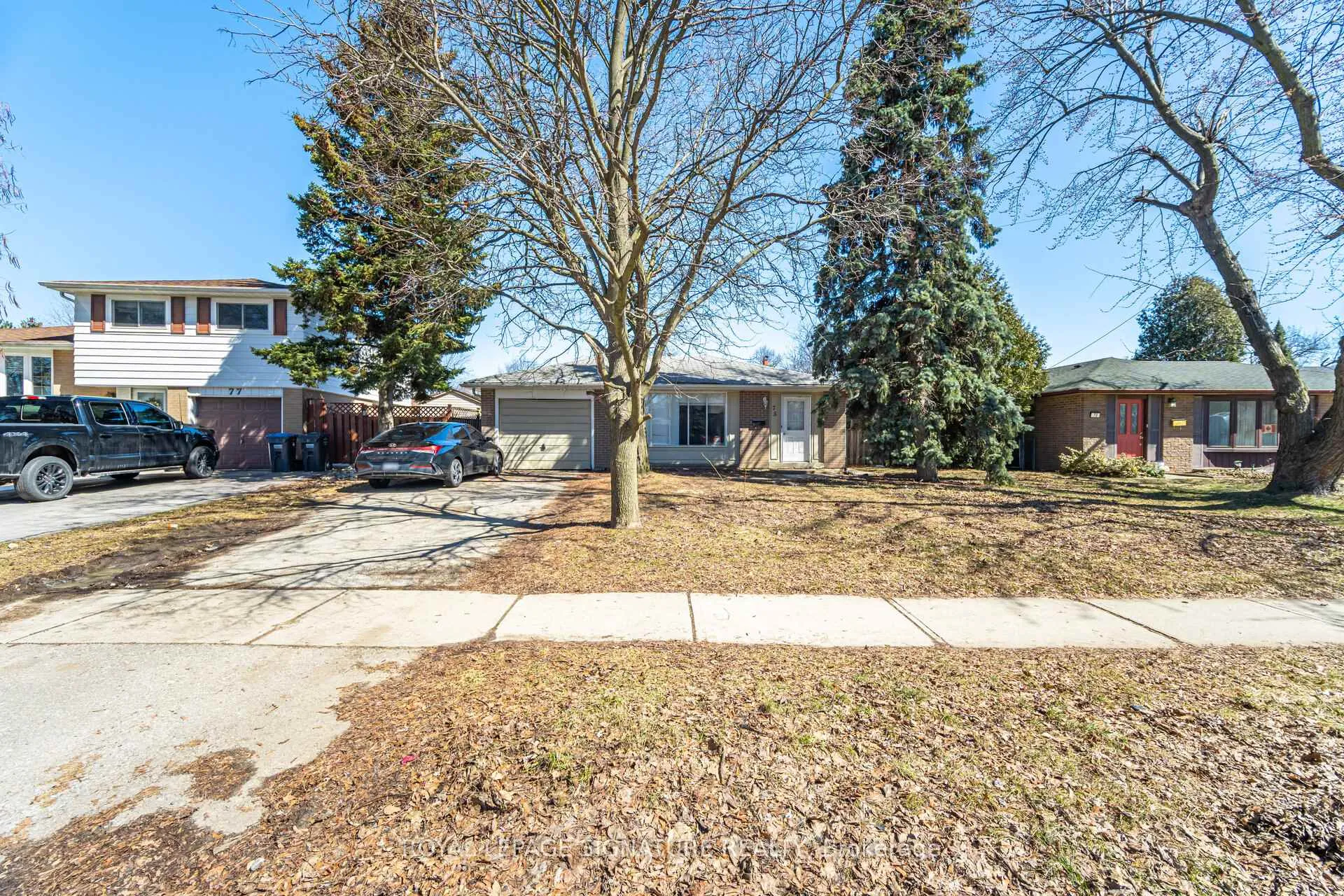 Photo 5 of Unit 2, 75 Bartley Bull Parkway, Brampton, Brampton East — HOMEH