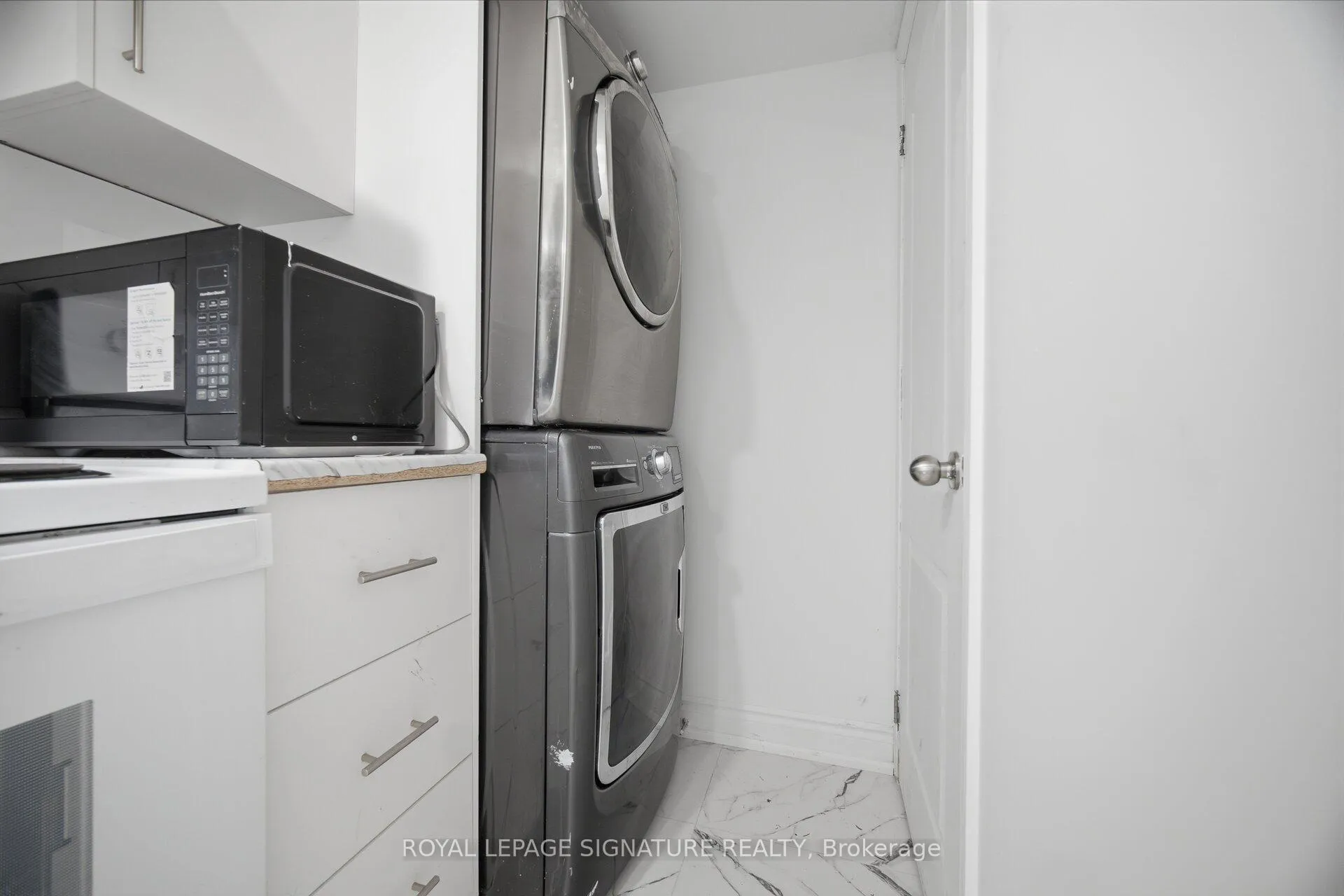 Photo 15 of Unit 2, 75 Bartley Bull Parkway, Brampton, Brampton East — HOMEH
