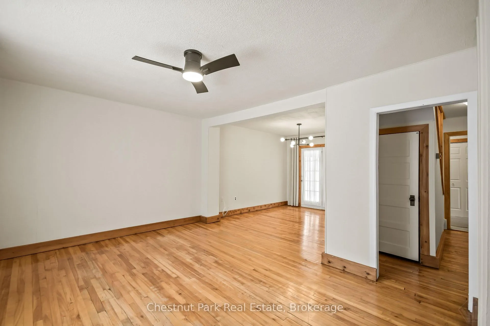 Photo 7 of 175 Crescent Drive, Gravenhurst, Muskoka (S) — HOMEH