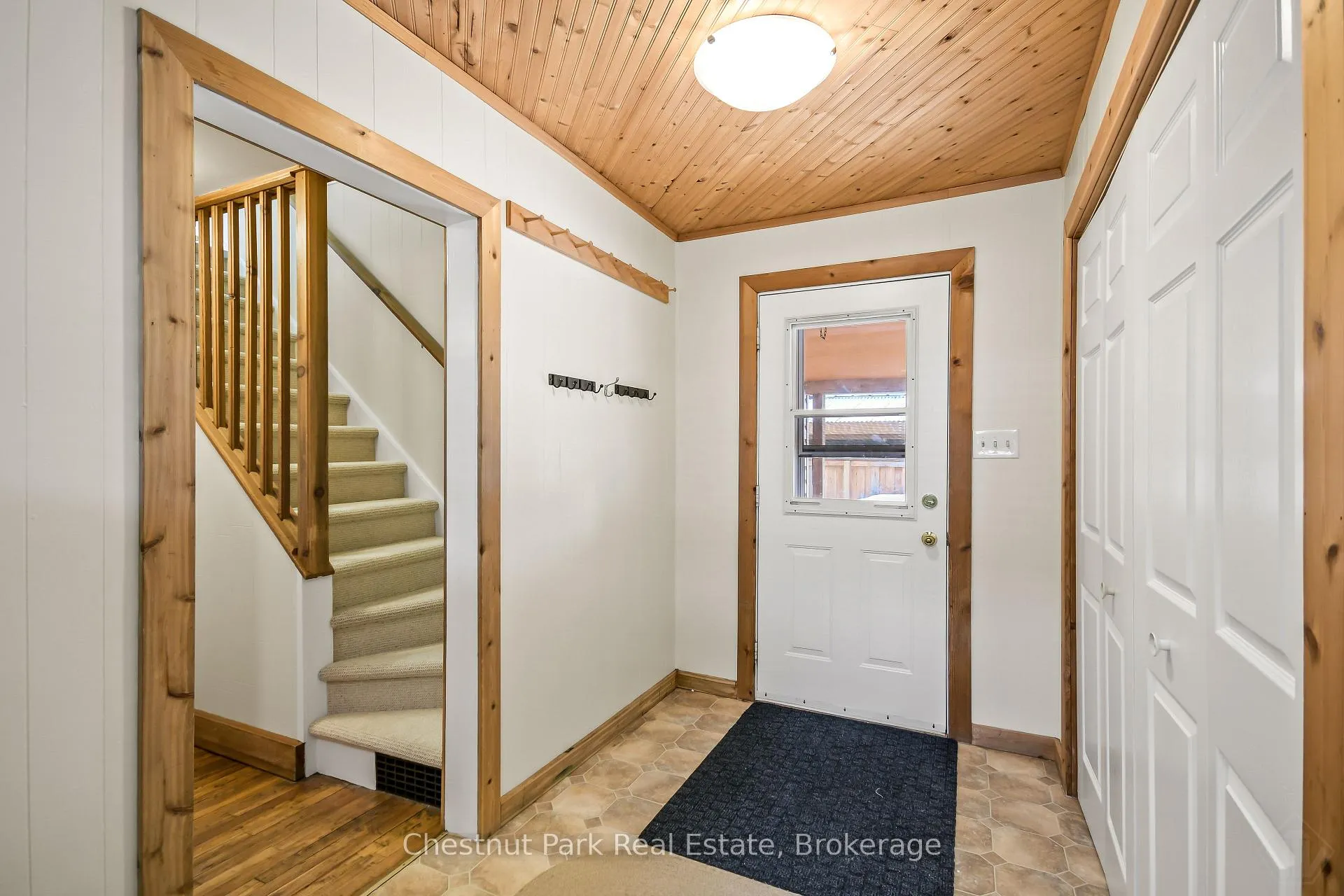 Photo 12 of 175 Crescent Drive, Gravenhurst, Muskoka (S) — HOMEH