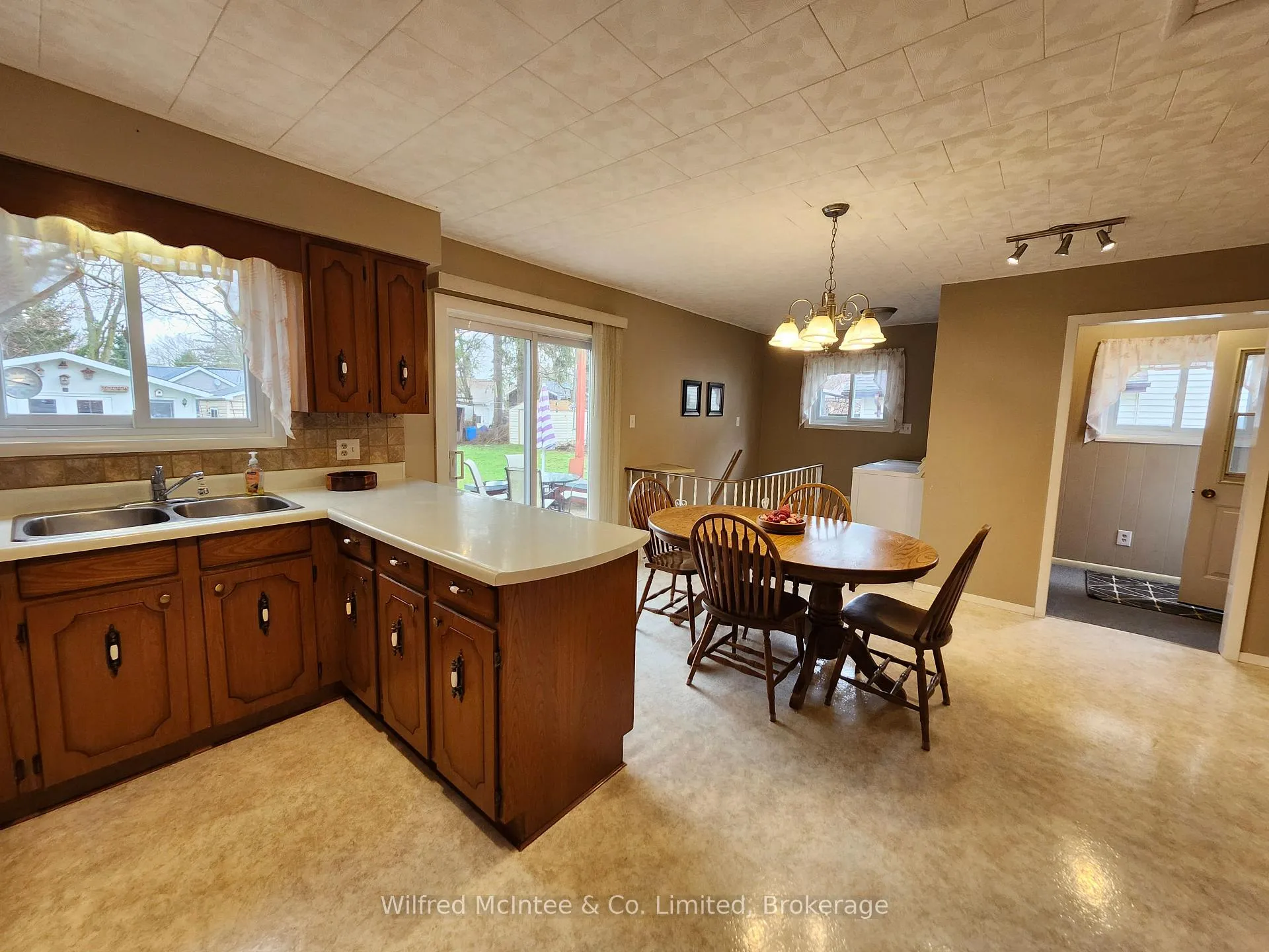 Photo 4 of 55 Albert Street, North Huron, Wingham — HOMEH