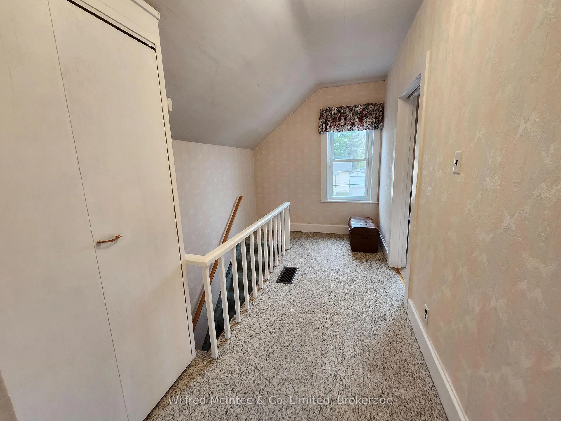 Photo 14 of 55 Albert Street, North Huron, Wingham — HOMEH