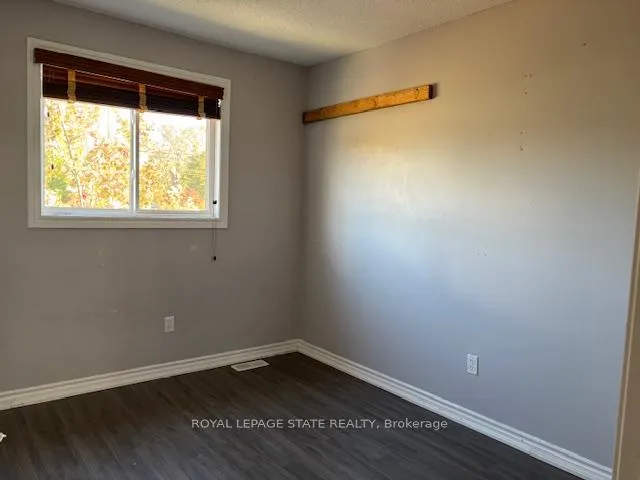 Photo 13 of 45 Thames Way, Hamilton, Mount Hope — HOMEH