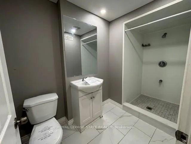 Photo 19 of 45 Thames Way, Hamilton, Mount Hope — HOMEH