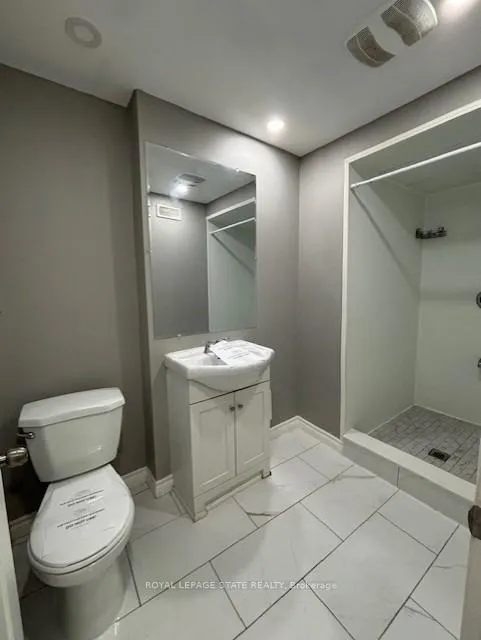 Photo 20 of 45 Thames Way, Hamilton, Mount Hope — HOMEH