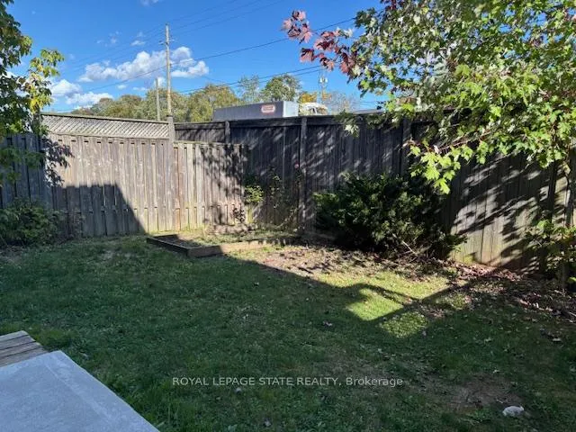 Photo 27 of 45 Thames Way, Hamilton, Mount Hope — HOMEH