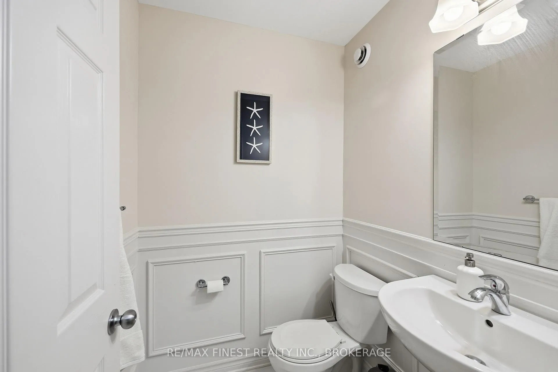 Photo 5 of 1669 Tenley Drive, Kingston, City Northwest — HOMEH
