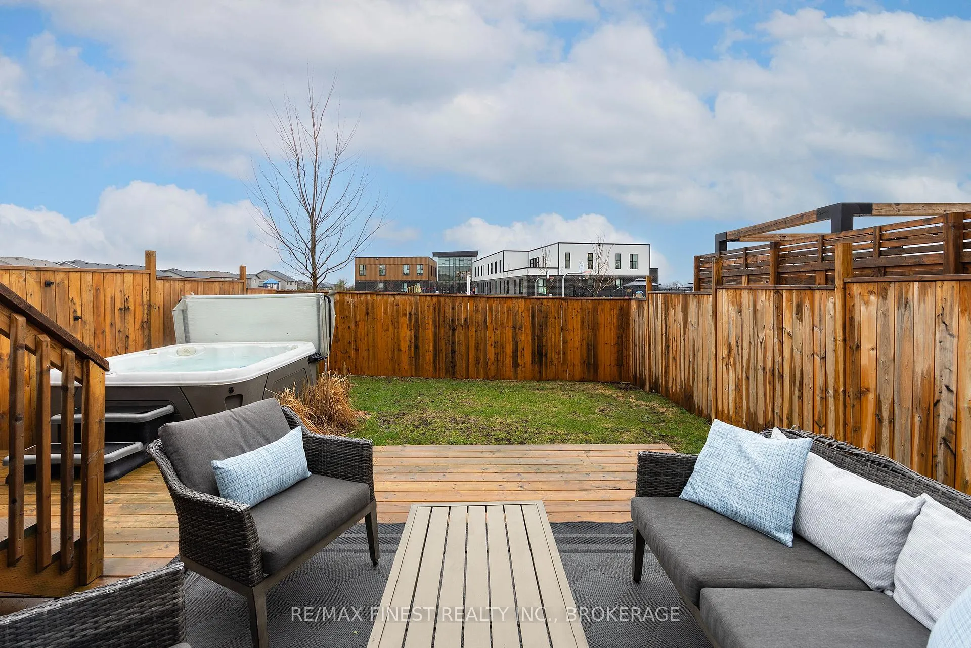 Photo 22 of 1669 Tenley Drive, Kingston, City Northwest — HOMEH