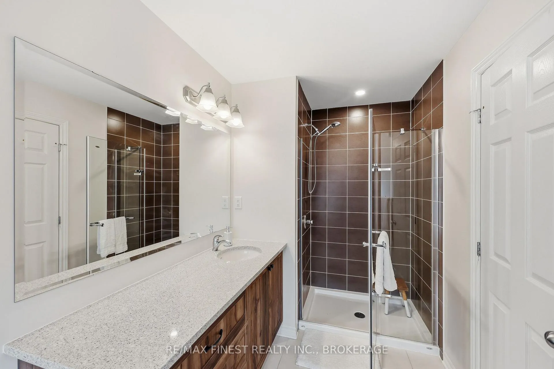 Photo 29 of 1669 Tenley Drive, Kingston, City Northwest — HOMEH