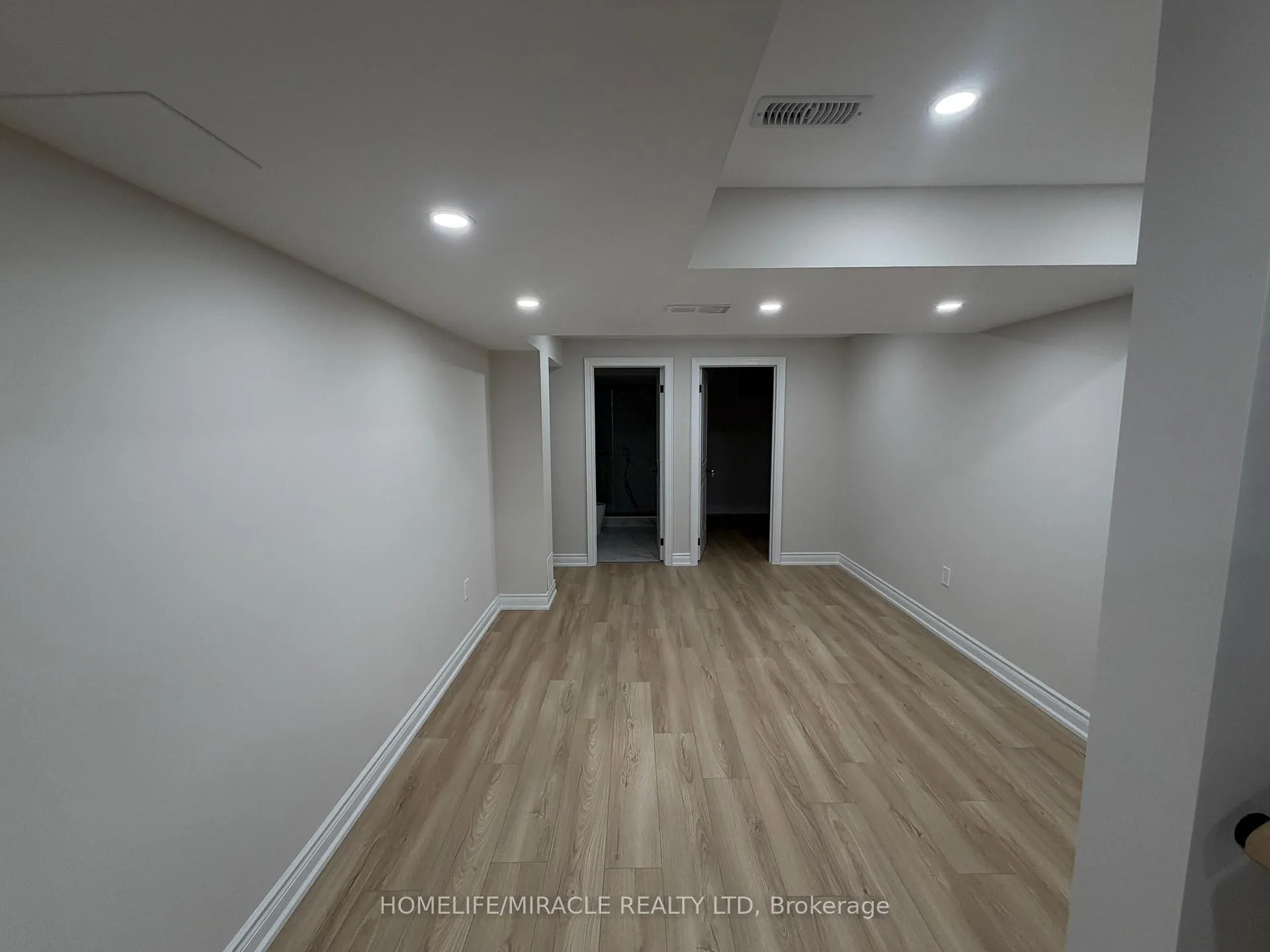 Photo 9 of Unit Bsmt, 8 Reign Lane, Markham, Cedarwood — HOMEH
