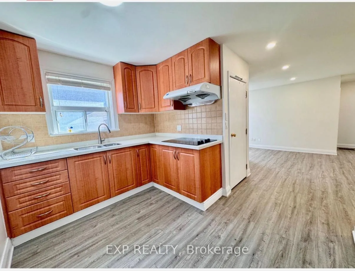 Front of Unit Main, 119 Earlton Road