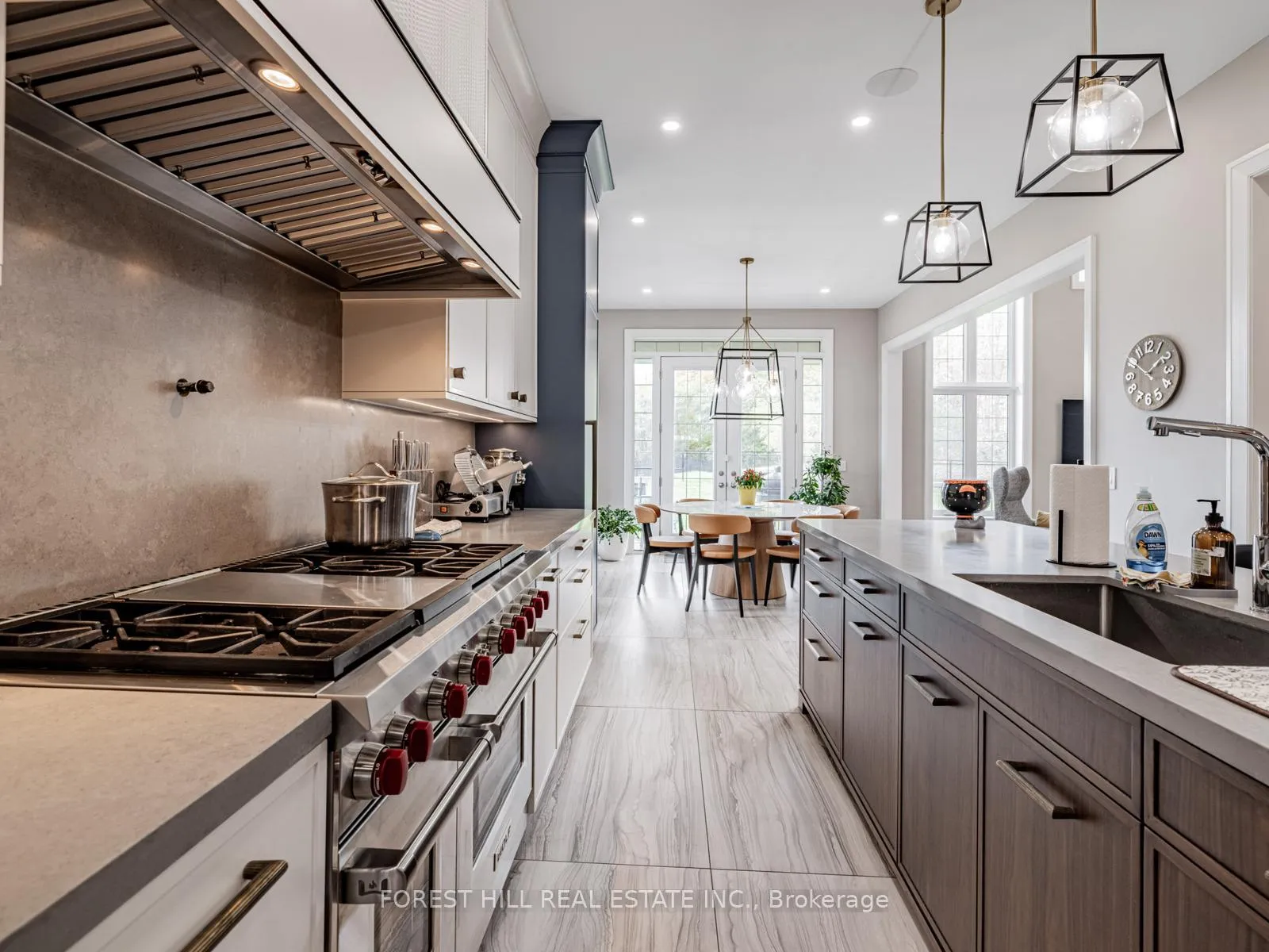 Photo 11 of 13 Pellegrini Drive, Vaughan, Kleinburg — HOMEH