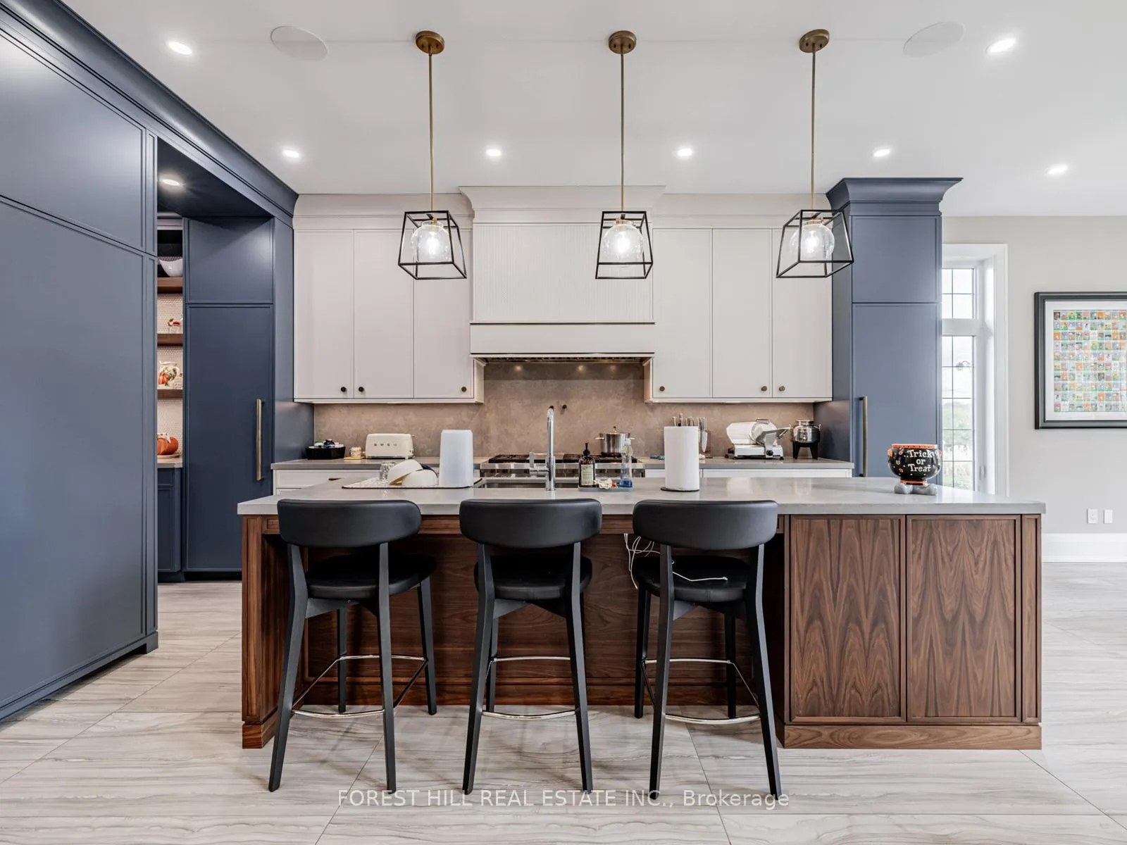 Photo 13 of 13 Pellegrini Drive, Vaughan, Kleinburg — HOMEH
