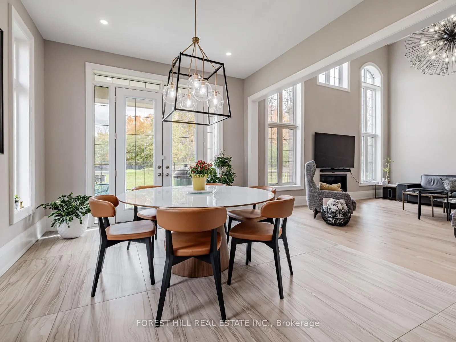 Photo 16 of 13 Pellegrini Drive, Vaughan, Kleinburg — HOMEH