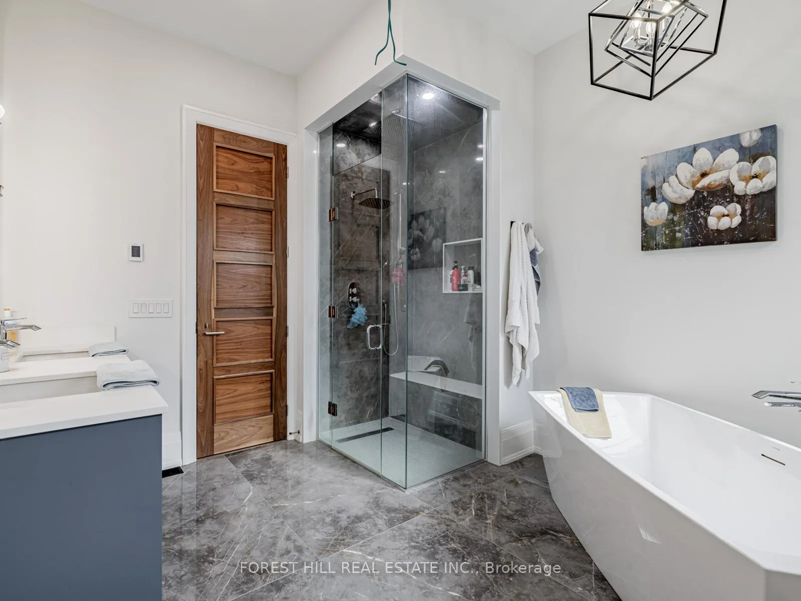 Photo 26 of 13 Pellegrini Drive, Vaughan, Kleinburg — HOMEH