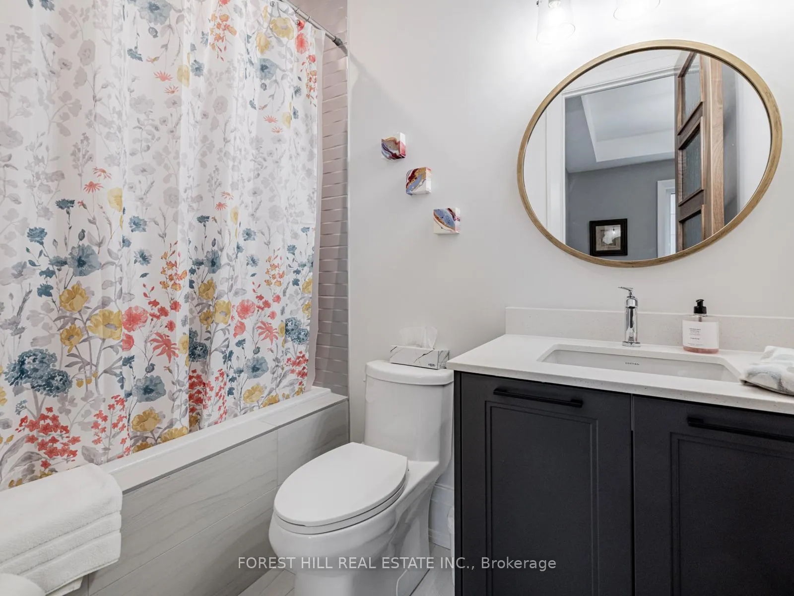 Photo 28 of 13 Pellegrini Drive, Vaughan, Kleinburg — HOMEH