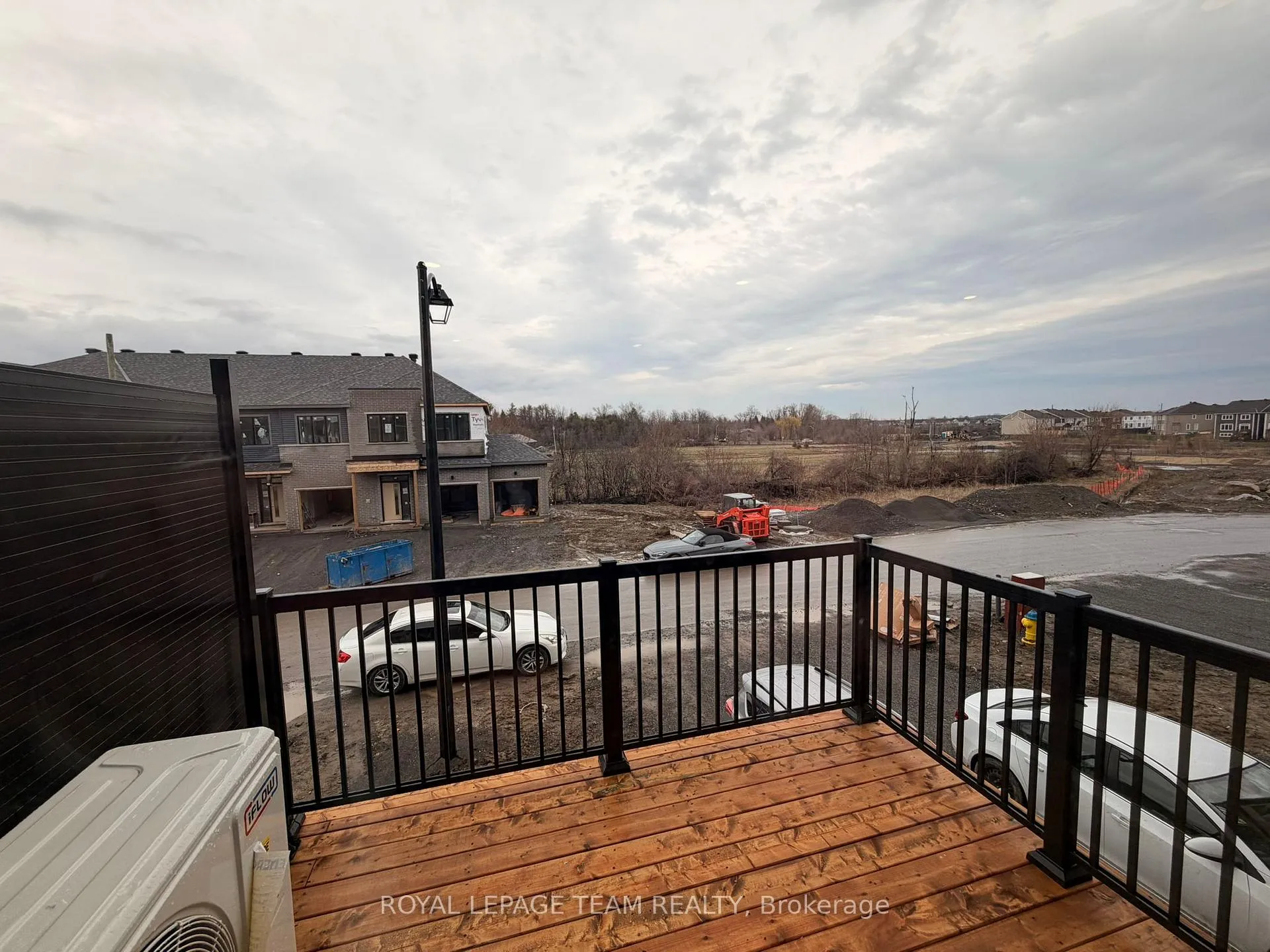 Photo 10 of 284 Bankside Way, Ottawa, Barrhaven - Half Moon Bay — HOMEH