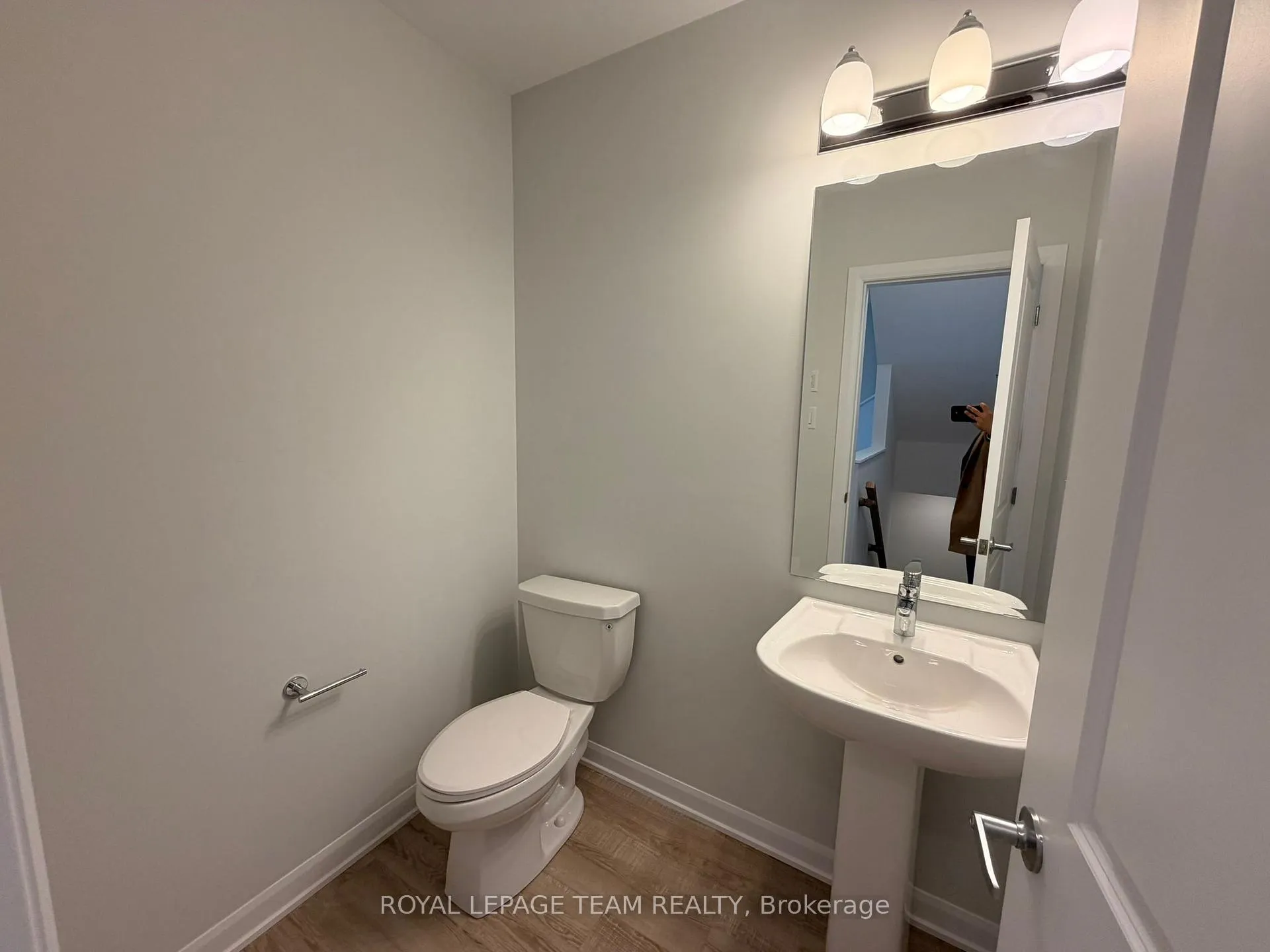 Photo 12 of 284 Bankside Way, Ottawa, Barrhaven - Half Moon Bay — HOMEH