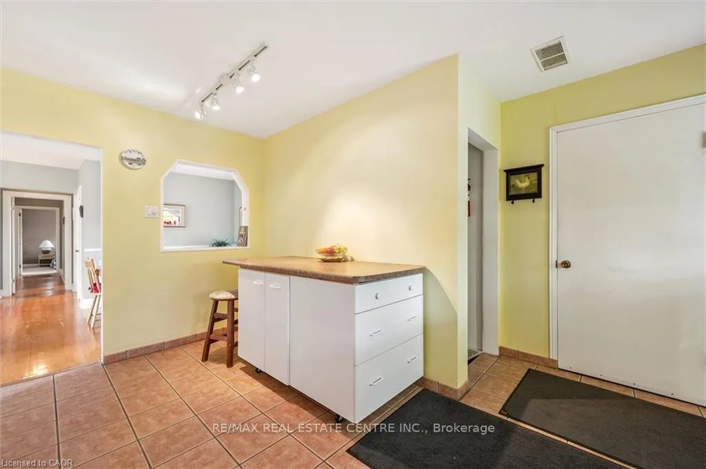 Photo 11 of 155 Hungerford Road, Cambridge — HOMEH
