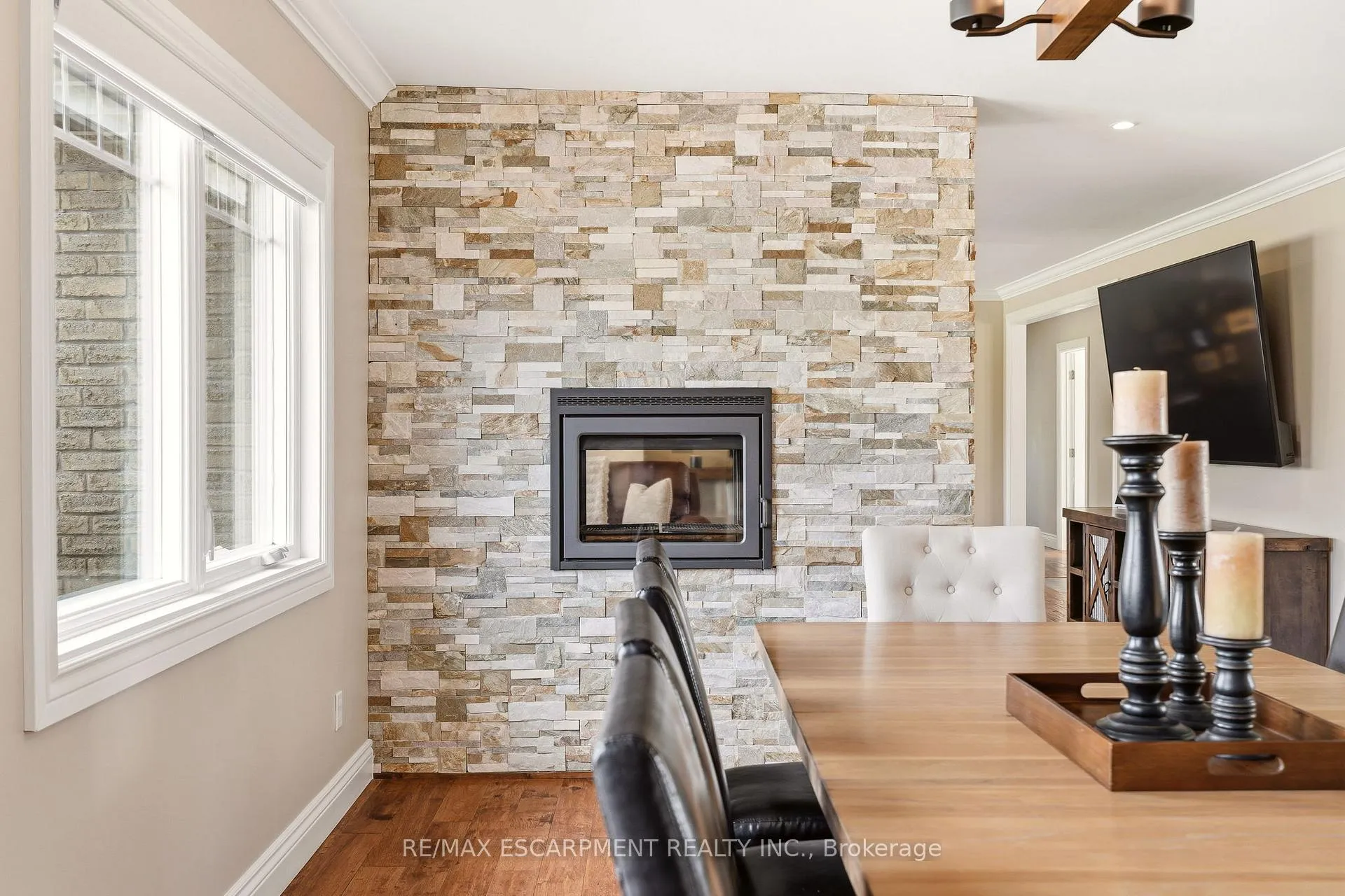 Photo 13 of 1371 10th Concession Road W, Hamilton, Rural Flamborough — HOMEH