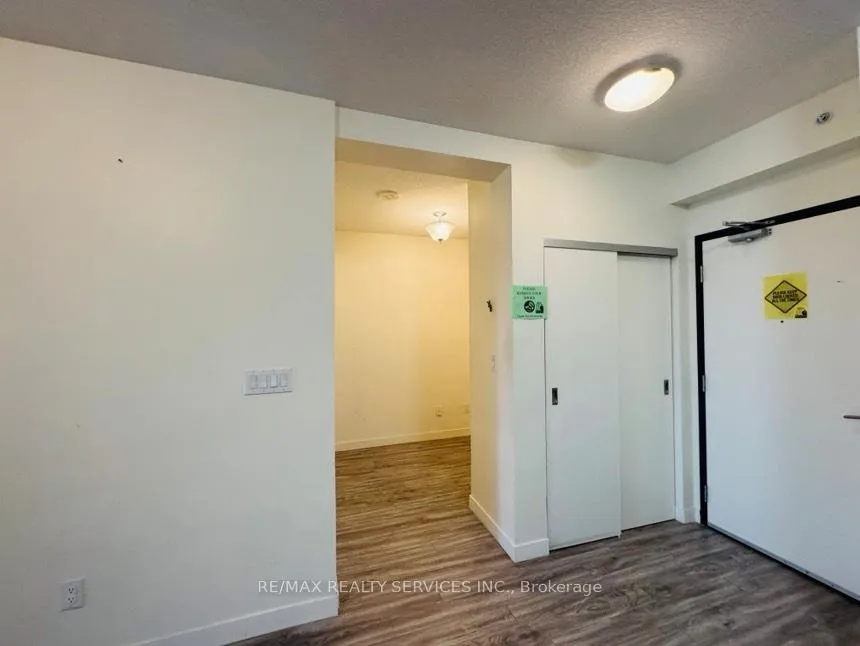 Photo 8 of Unit 1006, 128 King Street N, Waterloo — HOMEH