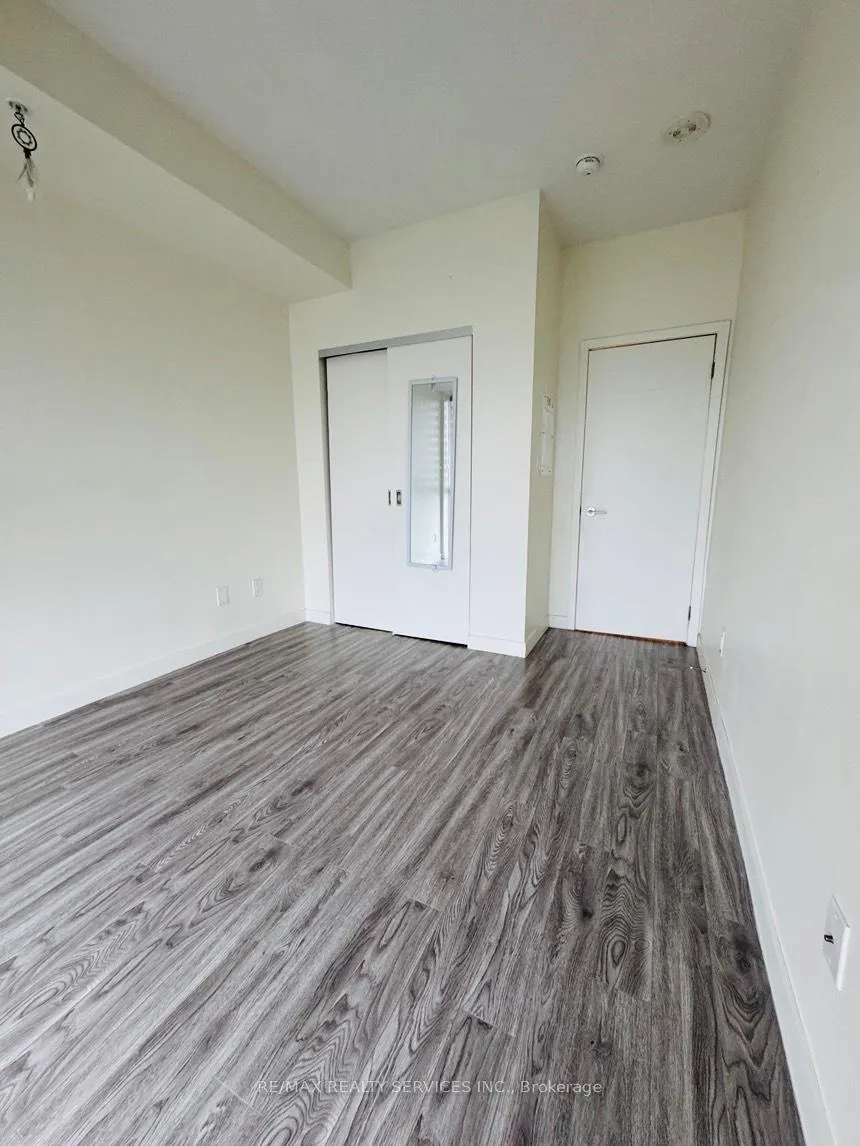 Photo 15 of Unit 1006, 128 King Street N, Waterloo — HOMEH