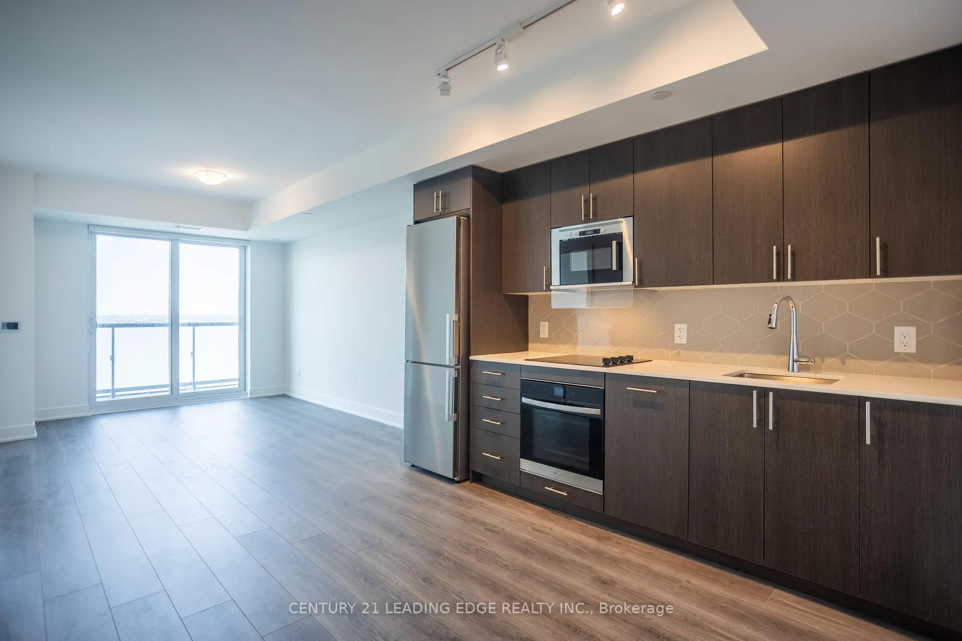 Photo 11 of Unit 2610, 2545 Simcoe Street N, Oshawa, Windfields — HOMEH