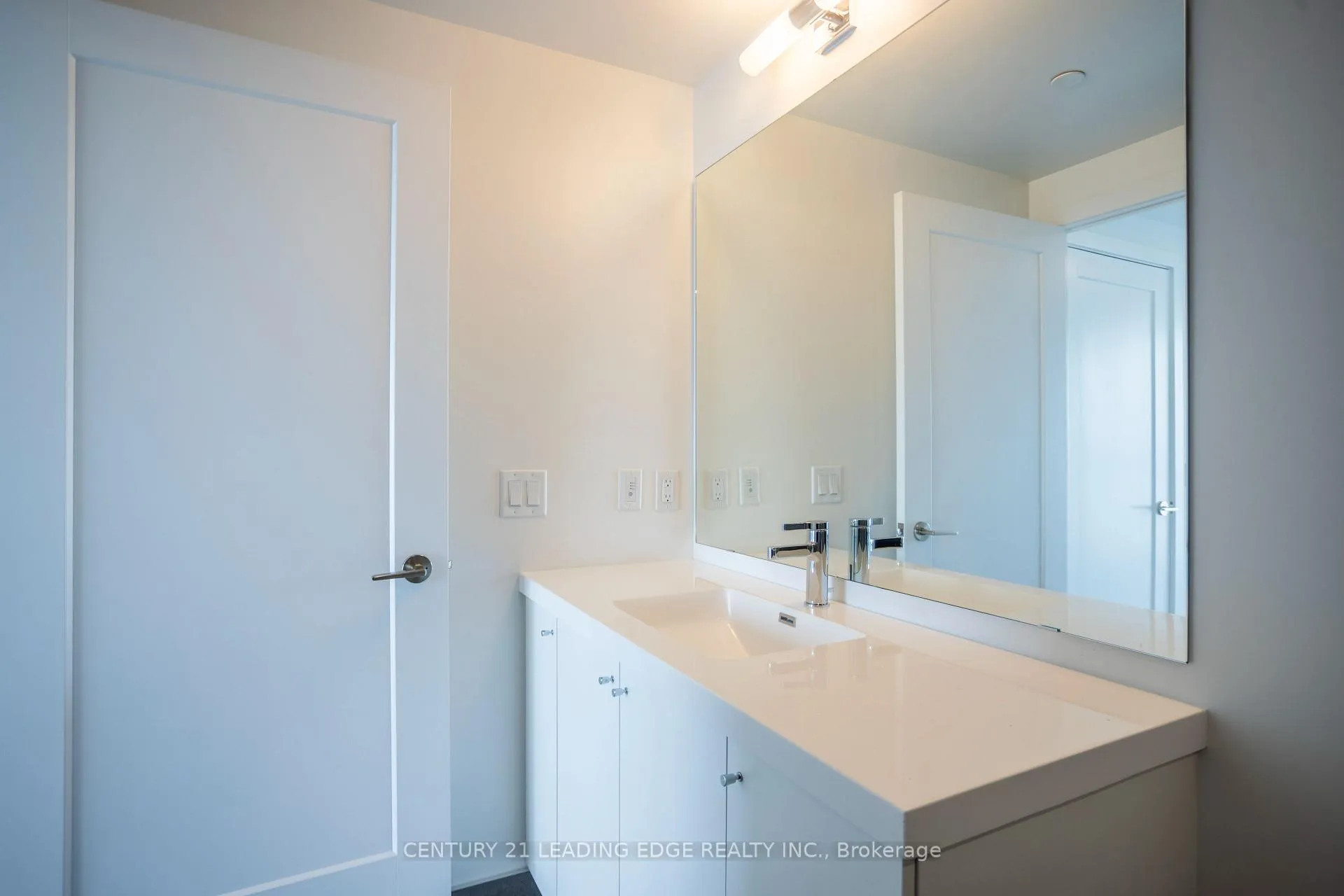 Photo 23 of Unit 2610, 2545 Simcoe Street N, Oshawa, Windfields — HOMEH