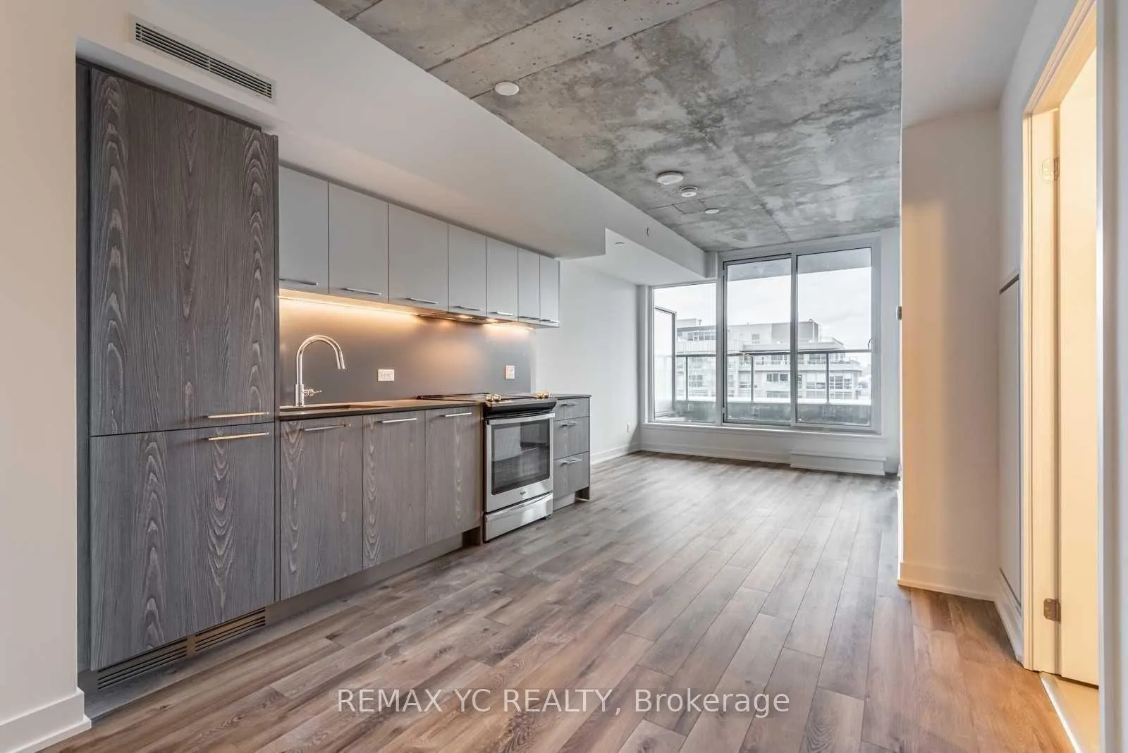 Photo 1 of Unit 923, 30 Baseball Place, Toronto, South Riverdale — HOMEH