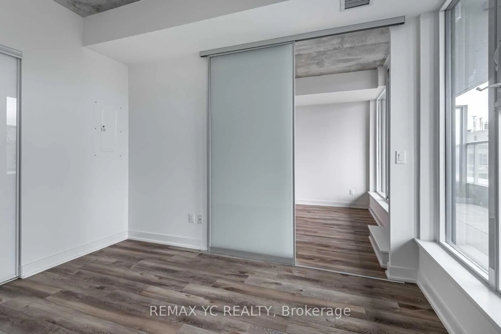Photo 10 of Unit 923, 30 Baseball Place, Toronto, South Riverdale — HOMEH