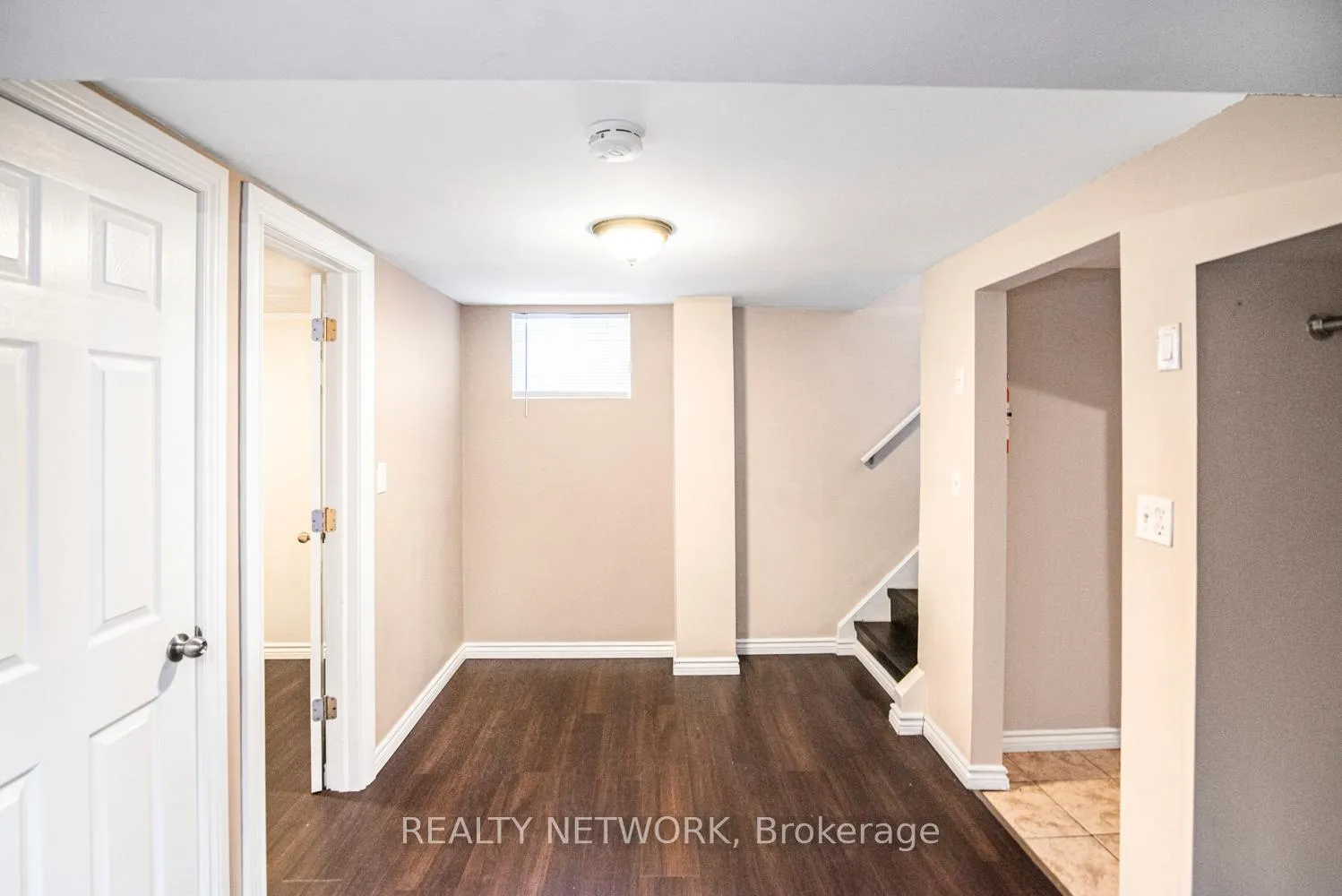 Photo 38 of 101 Victor Boulevard, Hamilton, Greeningdon — HOMEH