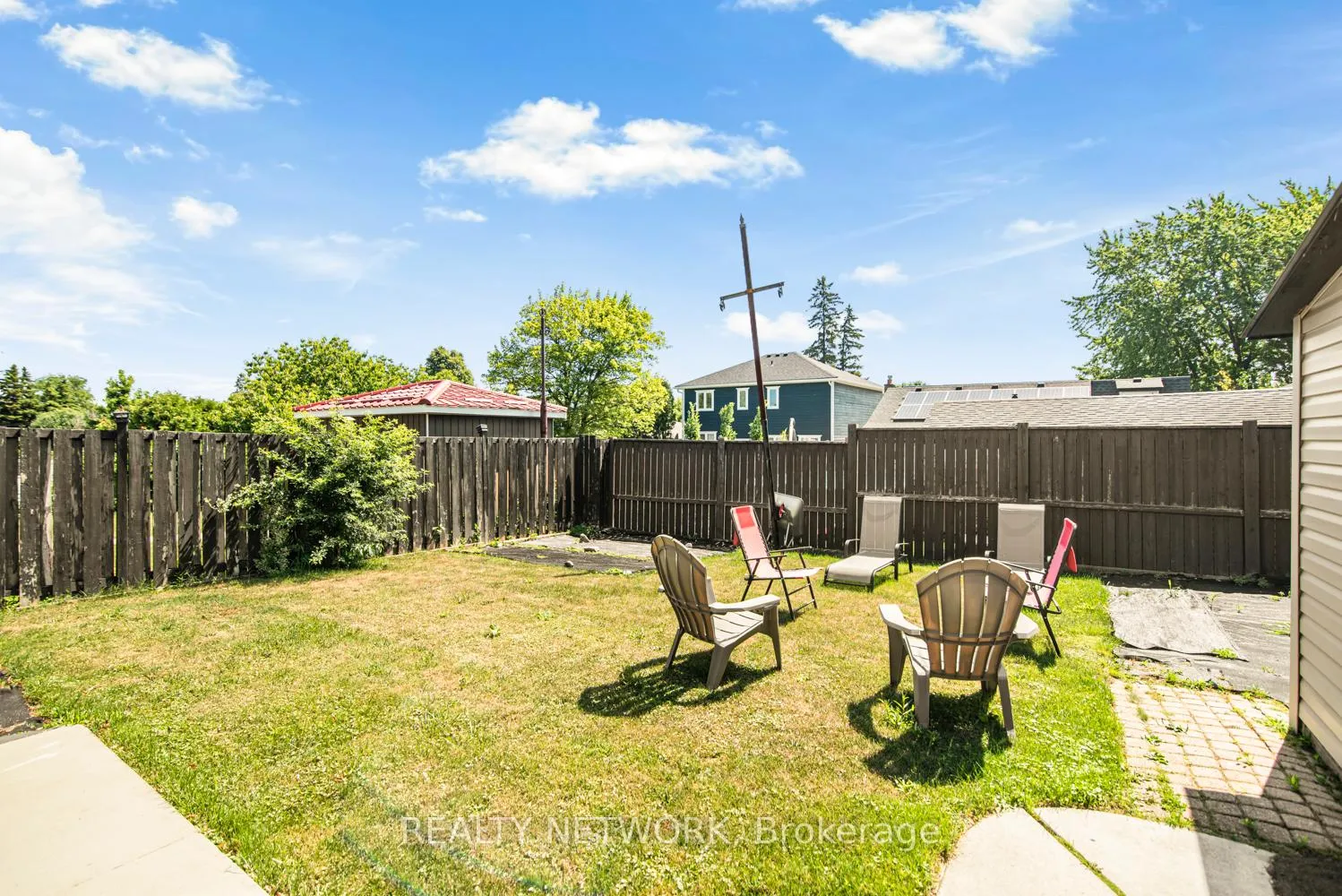 Photo 43 of 101 Victor Boulevard, Hamilton, Greeningdon — HOMEH