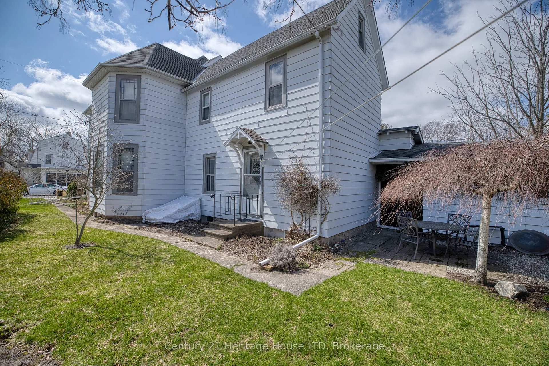 Photo 43 of 66 Bald Street, Welland, Broadway — HOMEH