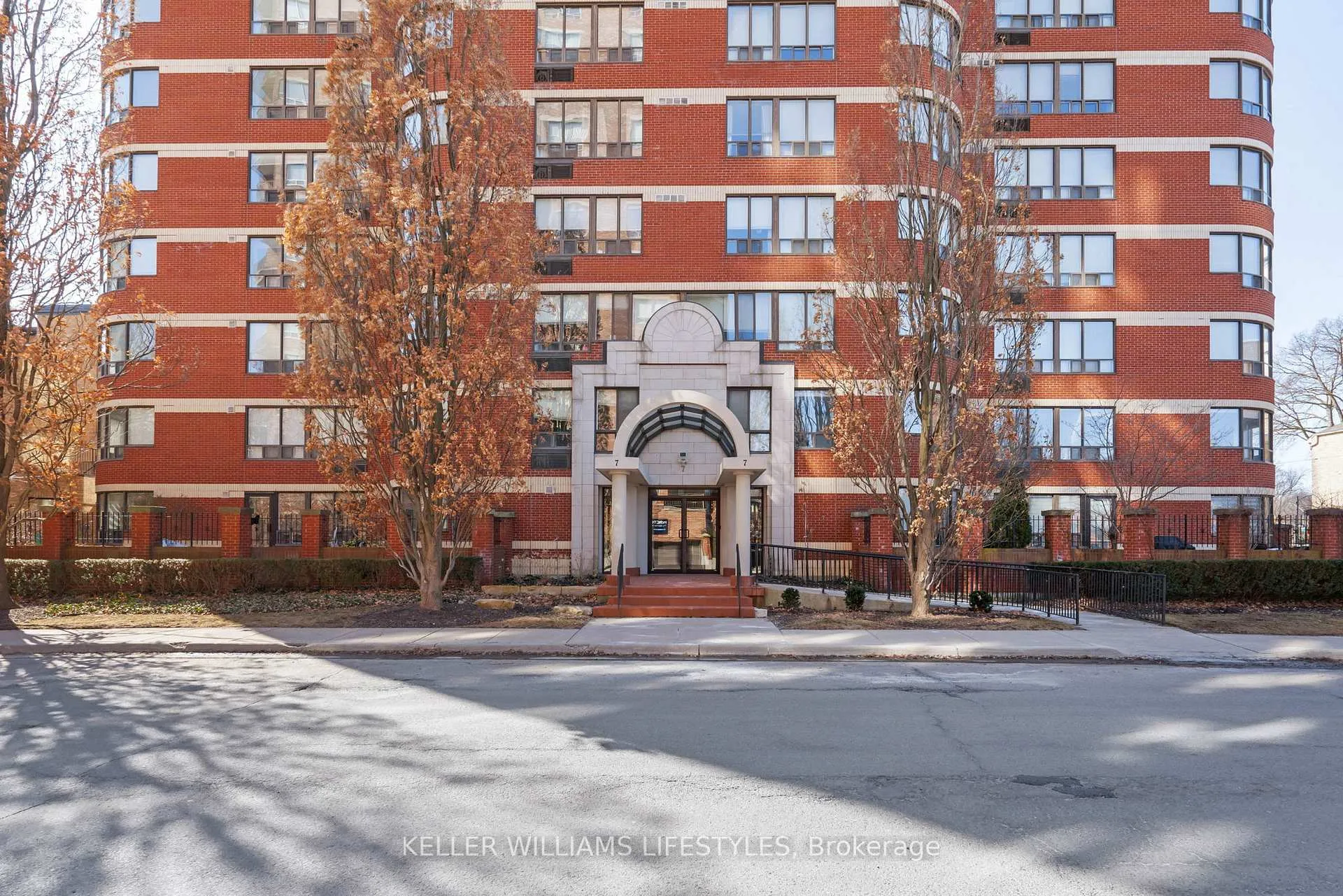 Front of Unit 1101, 7 Picton Street