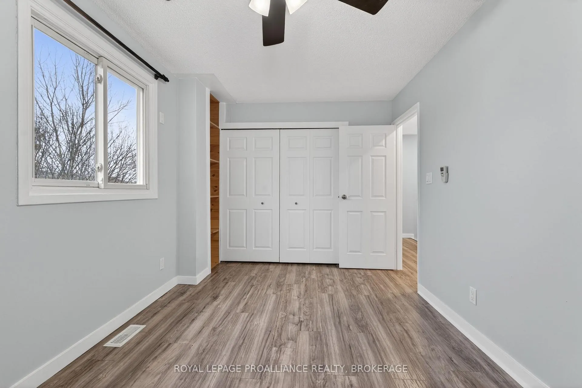 Photo 17 of 894 Littlestone Crescent, Kingston, East Gardiners Rd — HOMEH