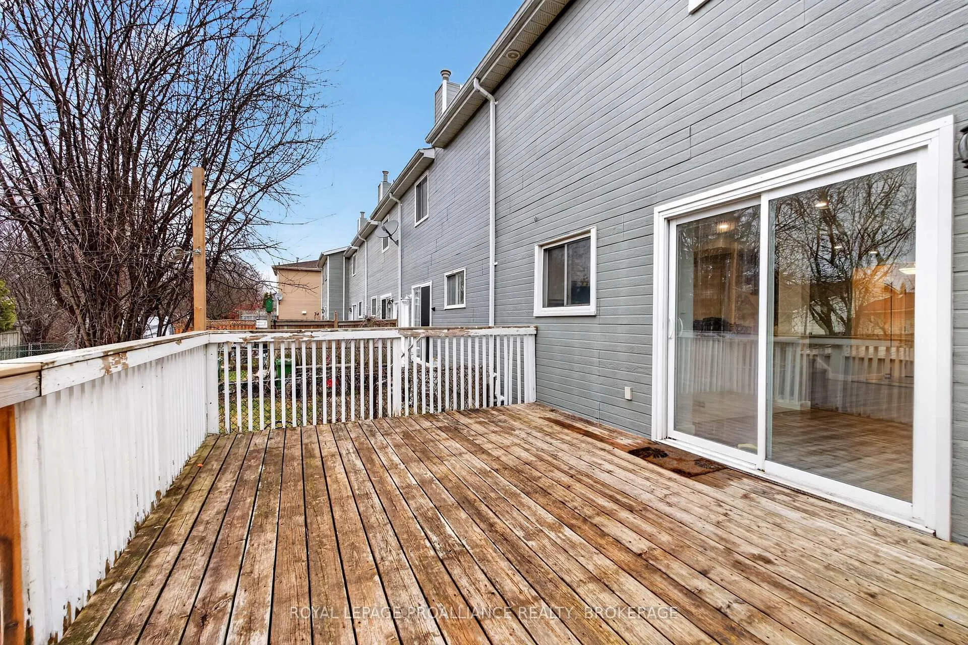 Photo 29 of 894 Littlestone Crescent, Kingston, East Gardiners Rd — HOMEH