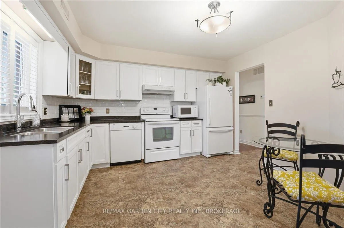 Photo 10 of Unit 104, 433 Linwell Road, St. Catharines, Bunting/Linwell — HOMEH