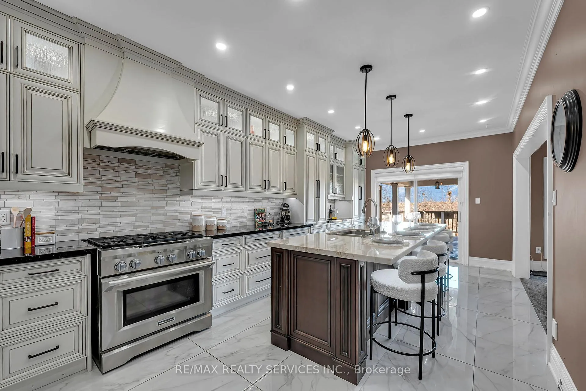 Photo 8 of 96 Porchlight Road, Brampton, Fletcher's Creek Village — HOMEH