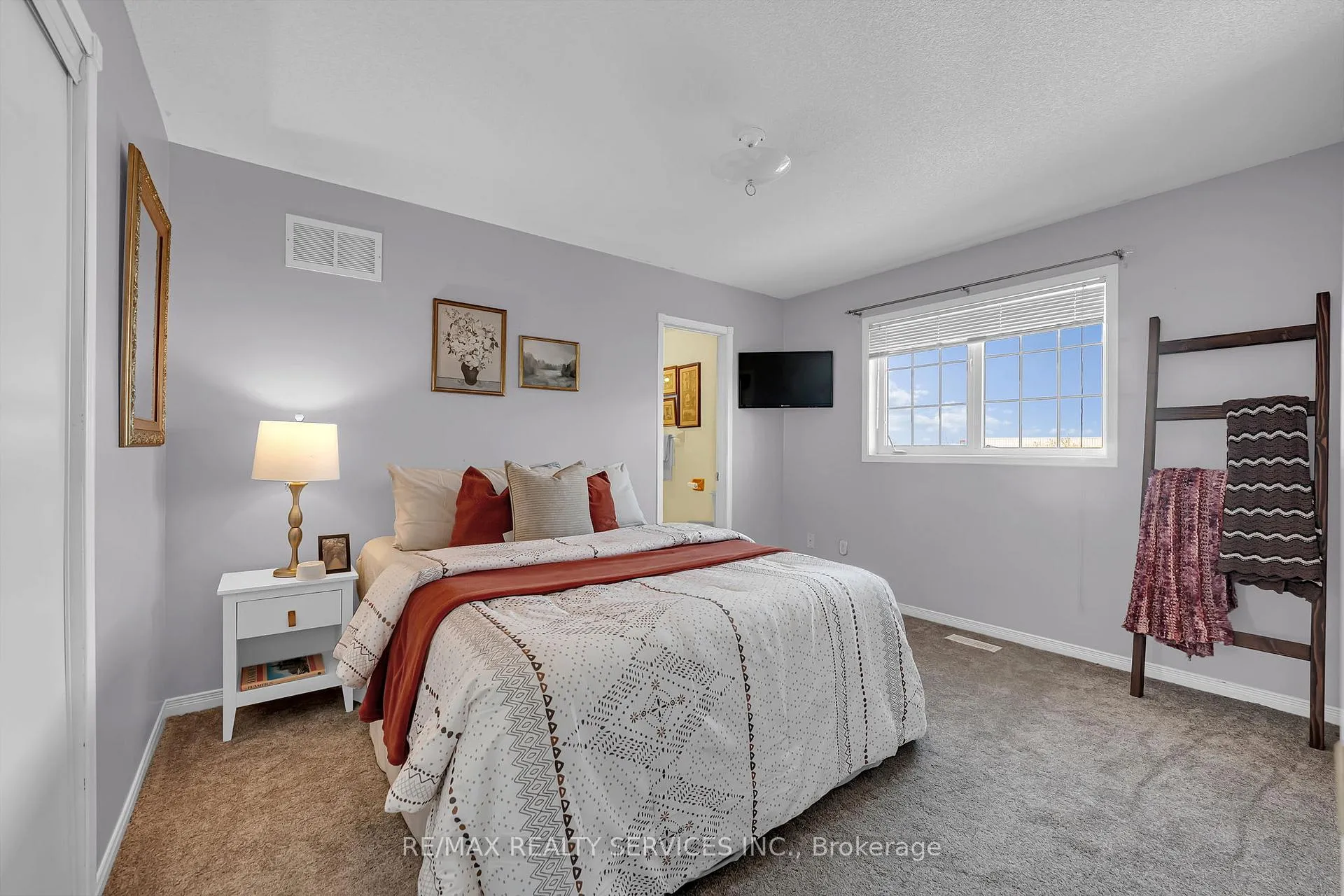 Photo 29 of 96 Porchlight Road, Brampton, Fletcher's Creek Village — HOMEH