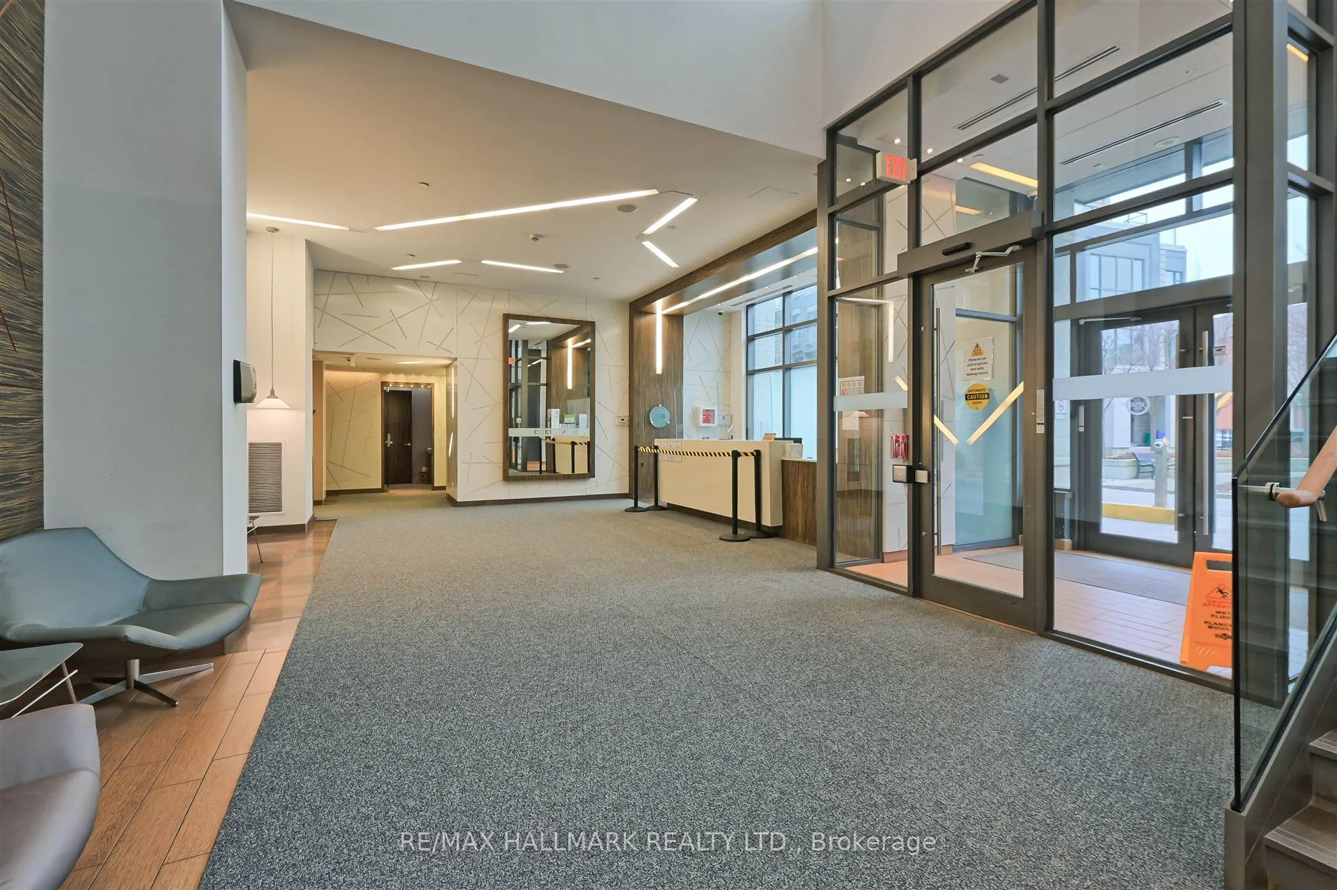Photo 3 of Unit 110, 277 South Park Road, Markham, Commerce Valley — HOMEH