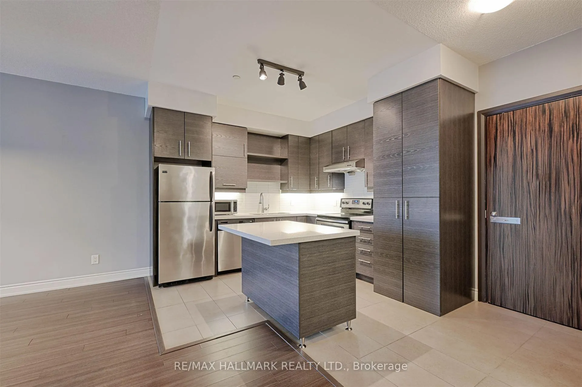 Photo 6 of Unit 110, 277 South Park Road, Markham, Commerce Valley — HOMEH