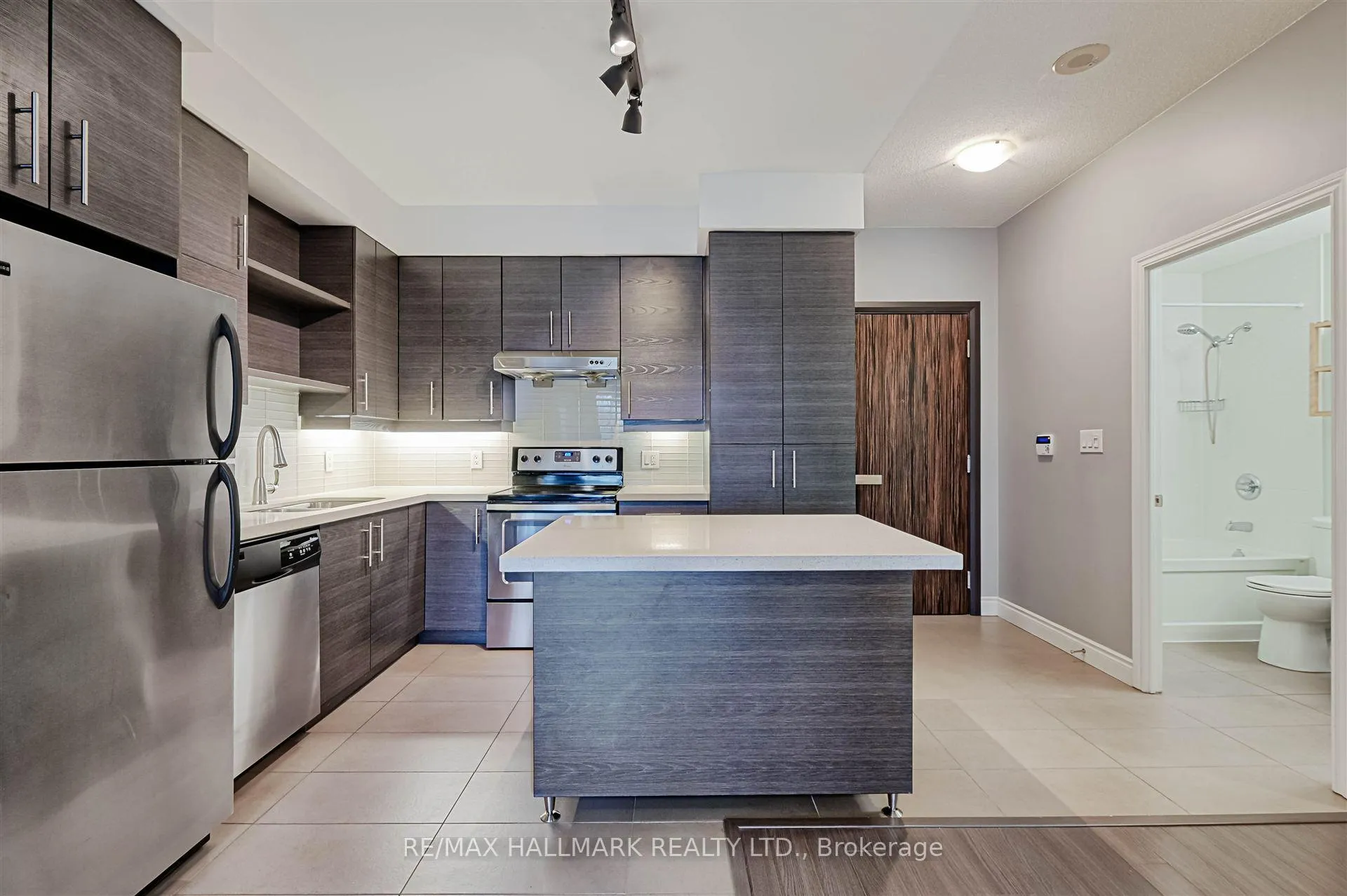 Photo 9 of Unit 110, 277 South Park Road, Markham, Commerce Valley — HOMEH