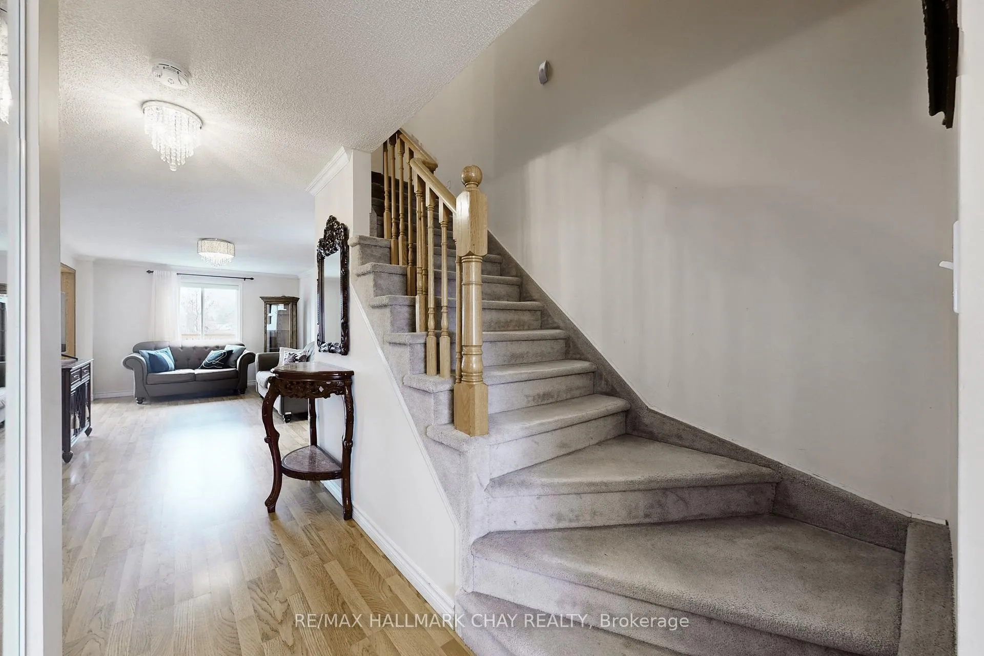 Photo 14 of 87 Wessenger Drive, Barrie, Holly — HOMEH