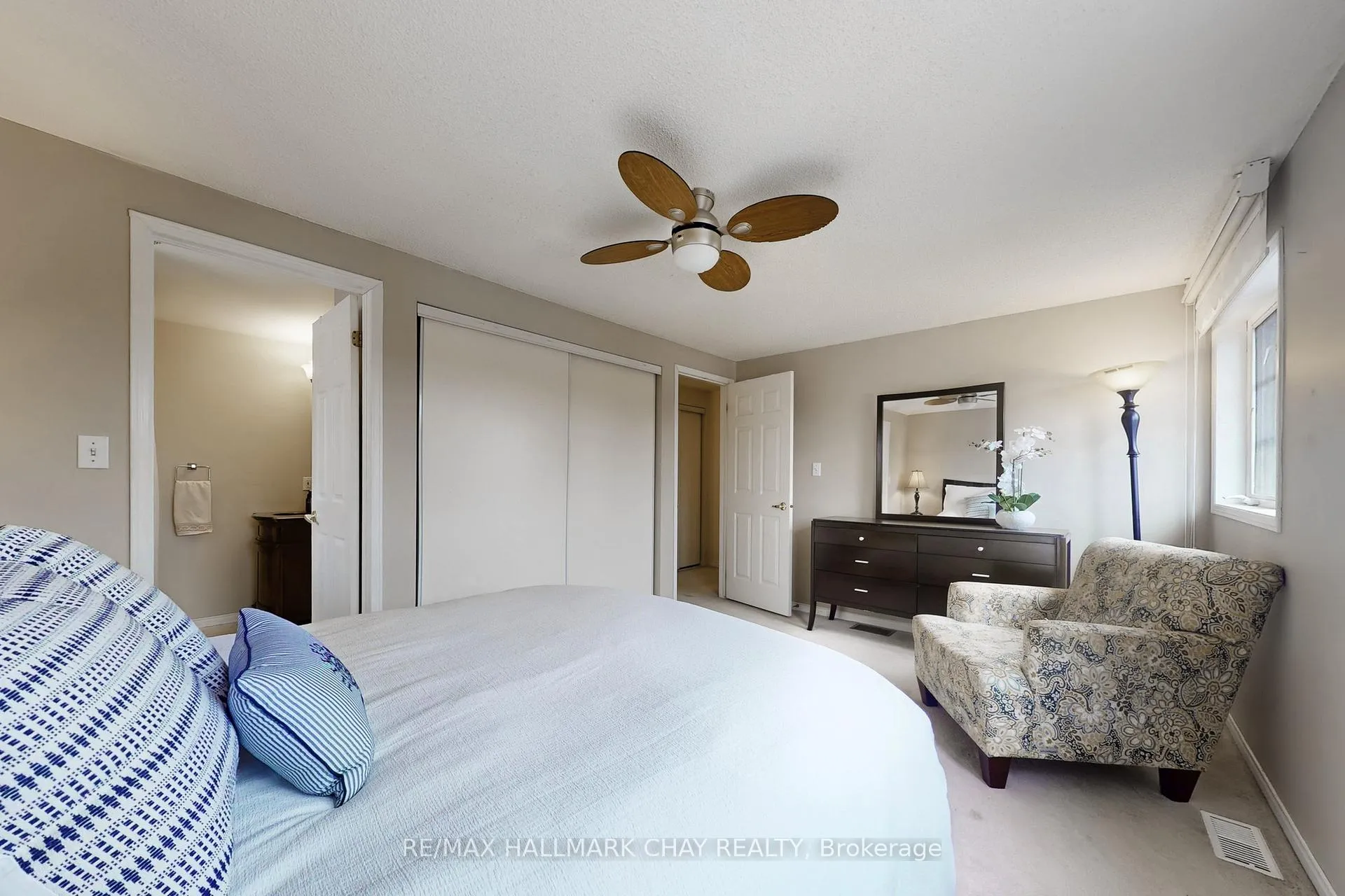 Photo 18 of 87 Wessenger Drive, Barrie, Holly — HOMEH