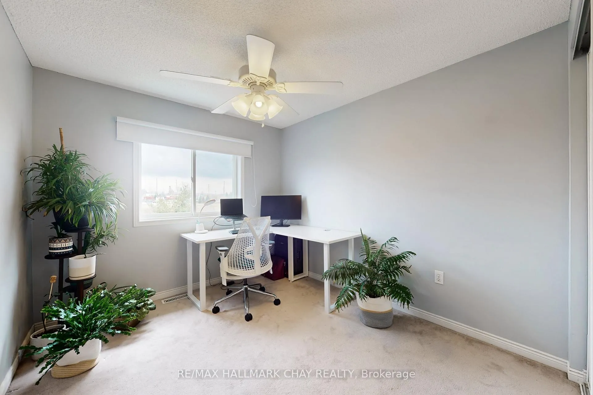 Photo 21 of 87 Wessenger Drive, Barrie, Holly — HOMEH