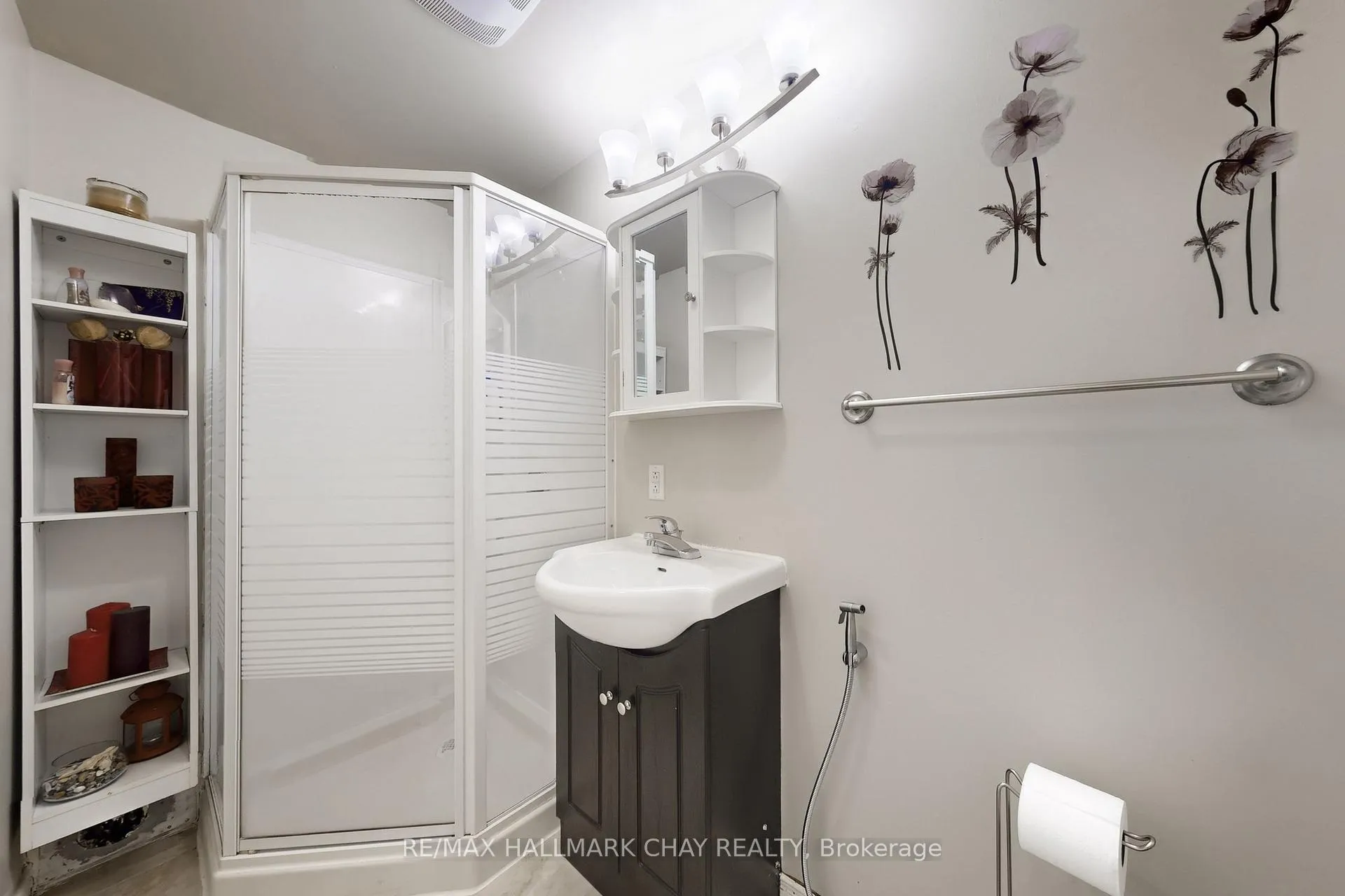 Photo 32 of 87 Wessenger Drive, Barrie, Holly — HOMEH