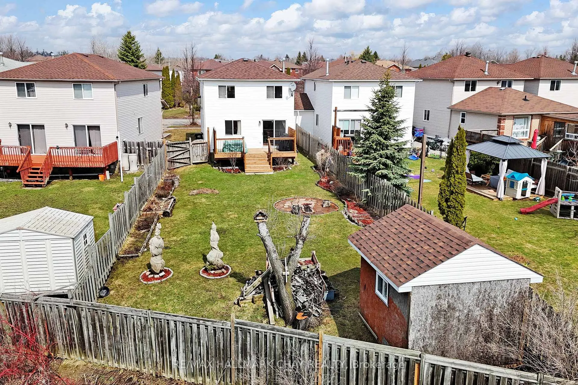 Photo 35 of 87 Wessenger Drive, Barrie, Holly — HOMEH