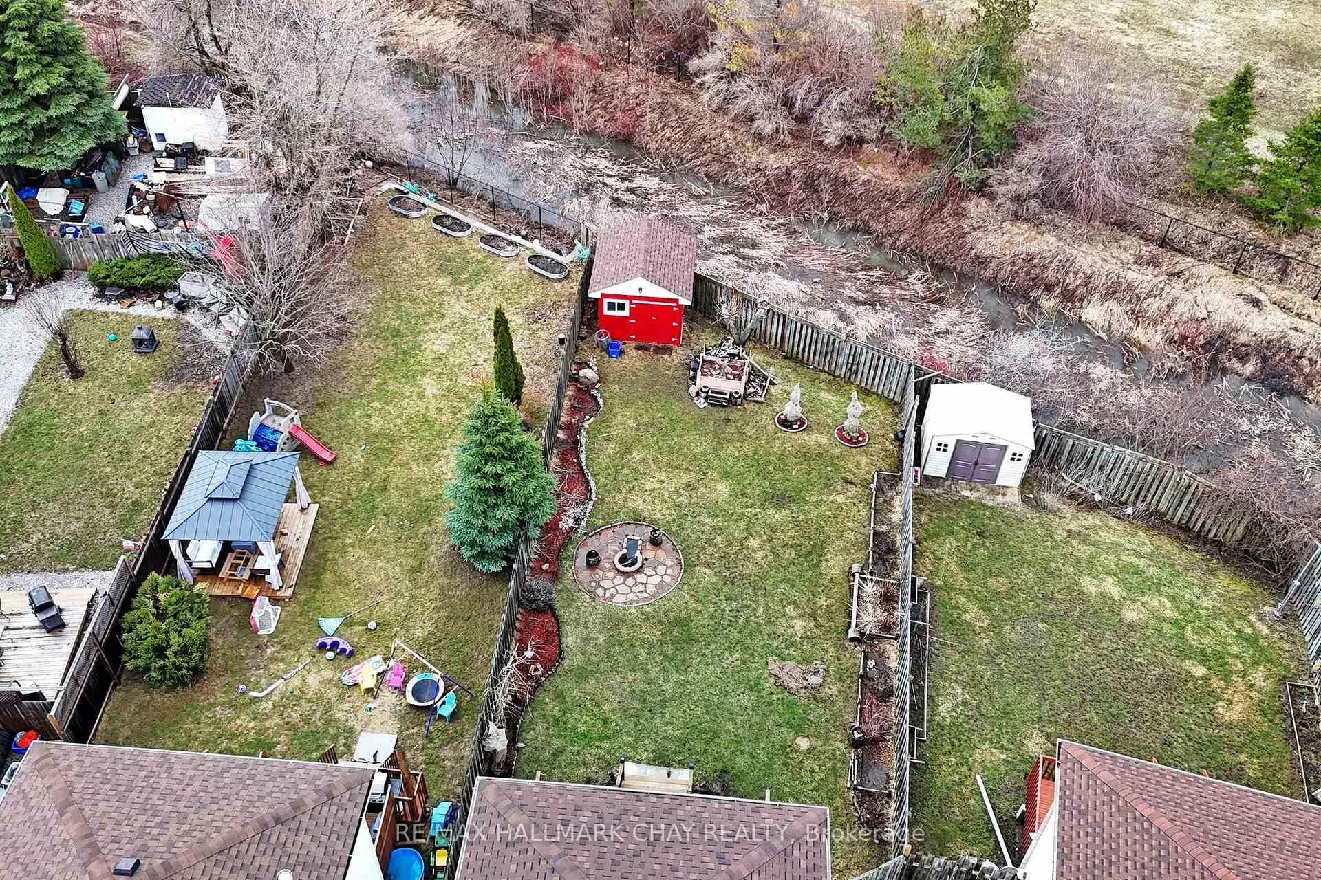 Photo 41 of 87 Wessenger Drive, Barrie, Holly — HOMEH
