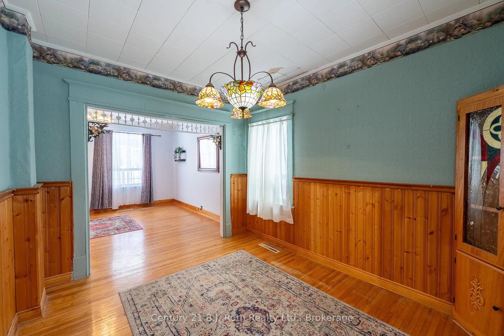 Photo 12 of 44 William Street, Orillia — HOMEH